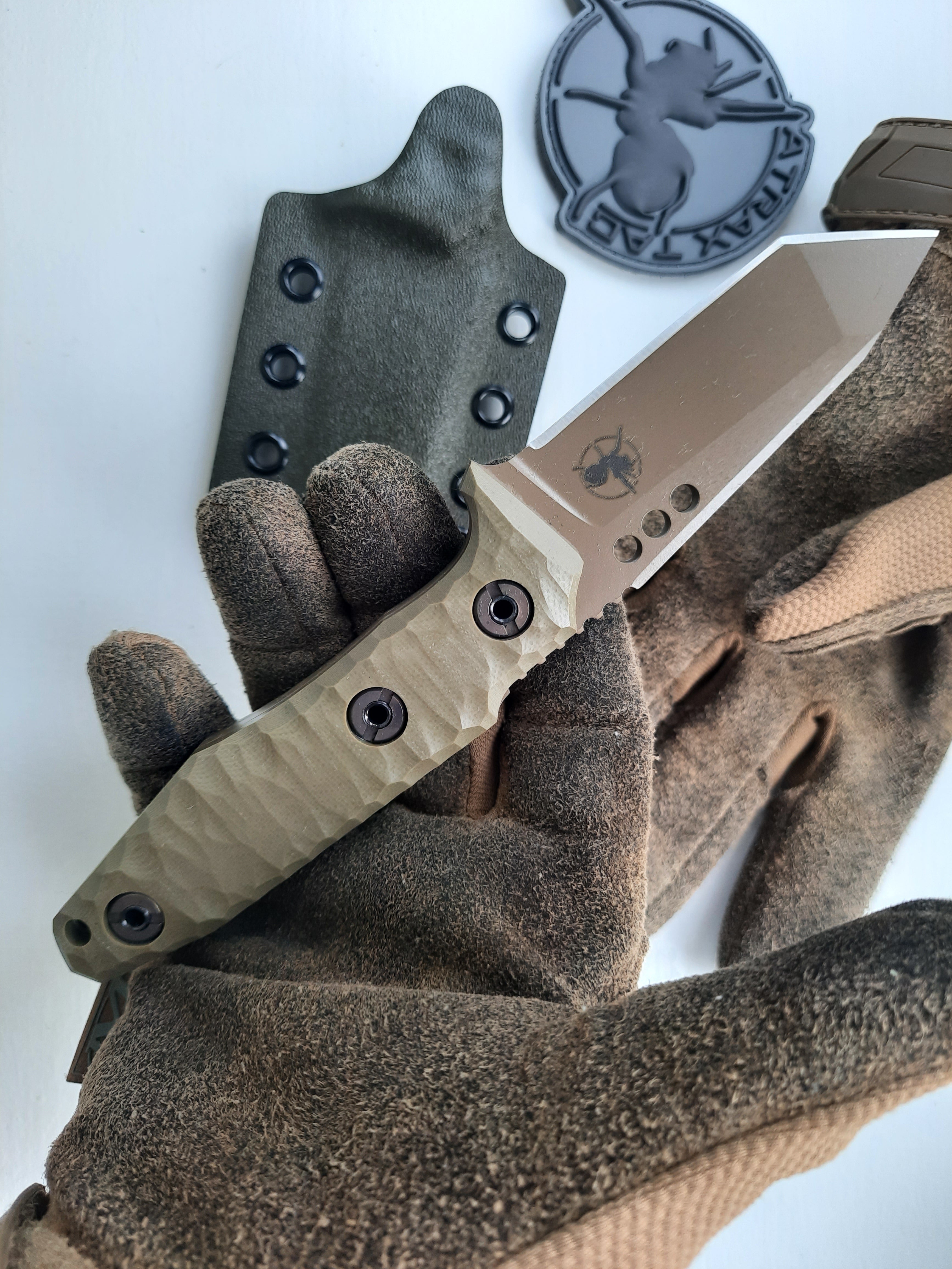 Atrax SERUM FDE Cerakote Tactical & Daycare Knife with OD Green Handle