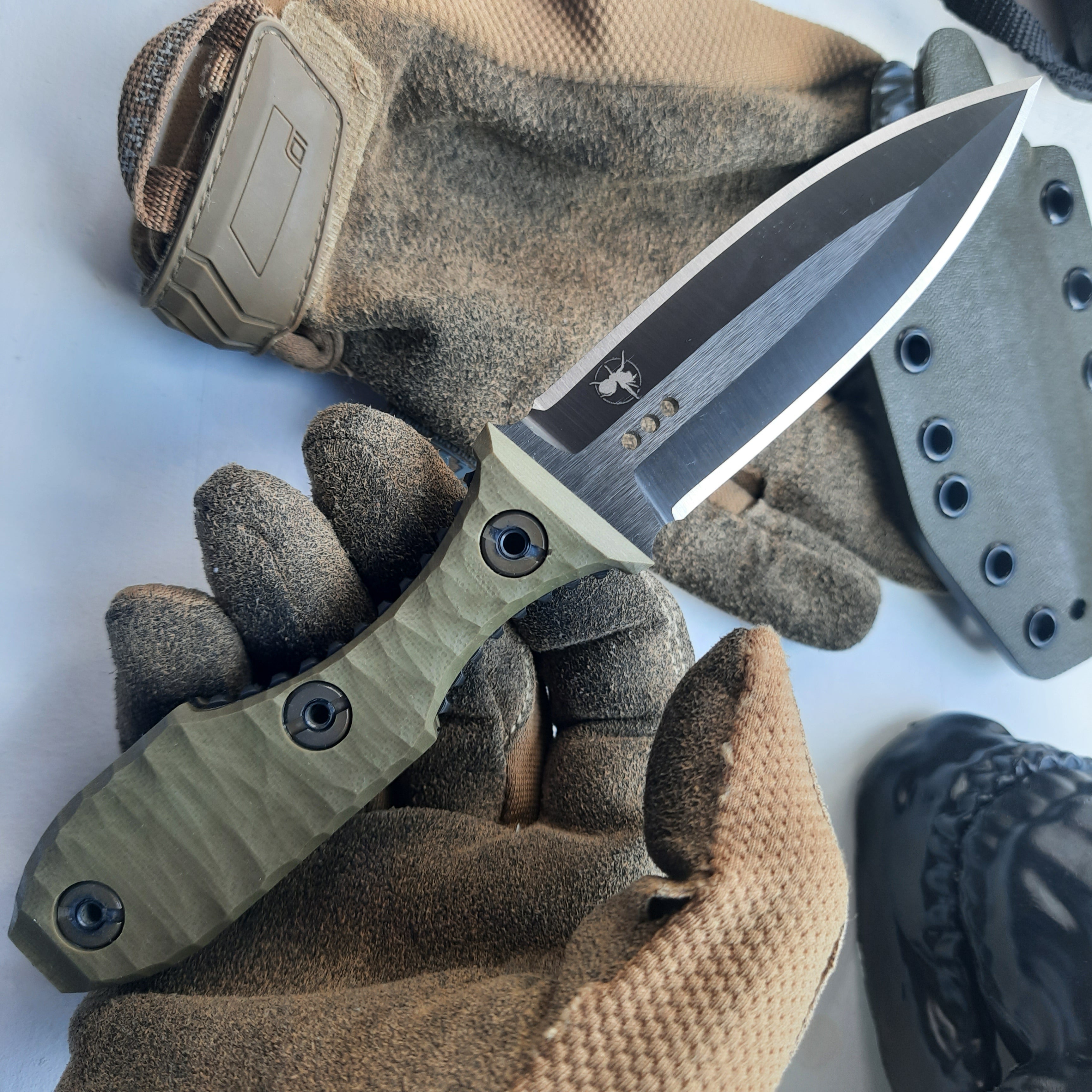 Atrax SCOURGE DAGGER DLC Tungsten Carbide Coating Tactical Knife with OD Green G10 Handle