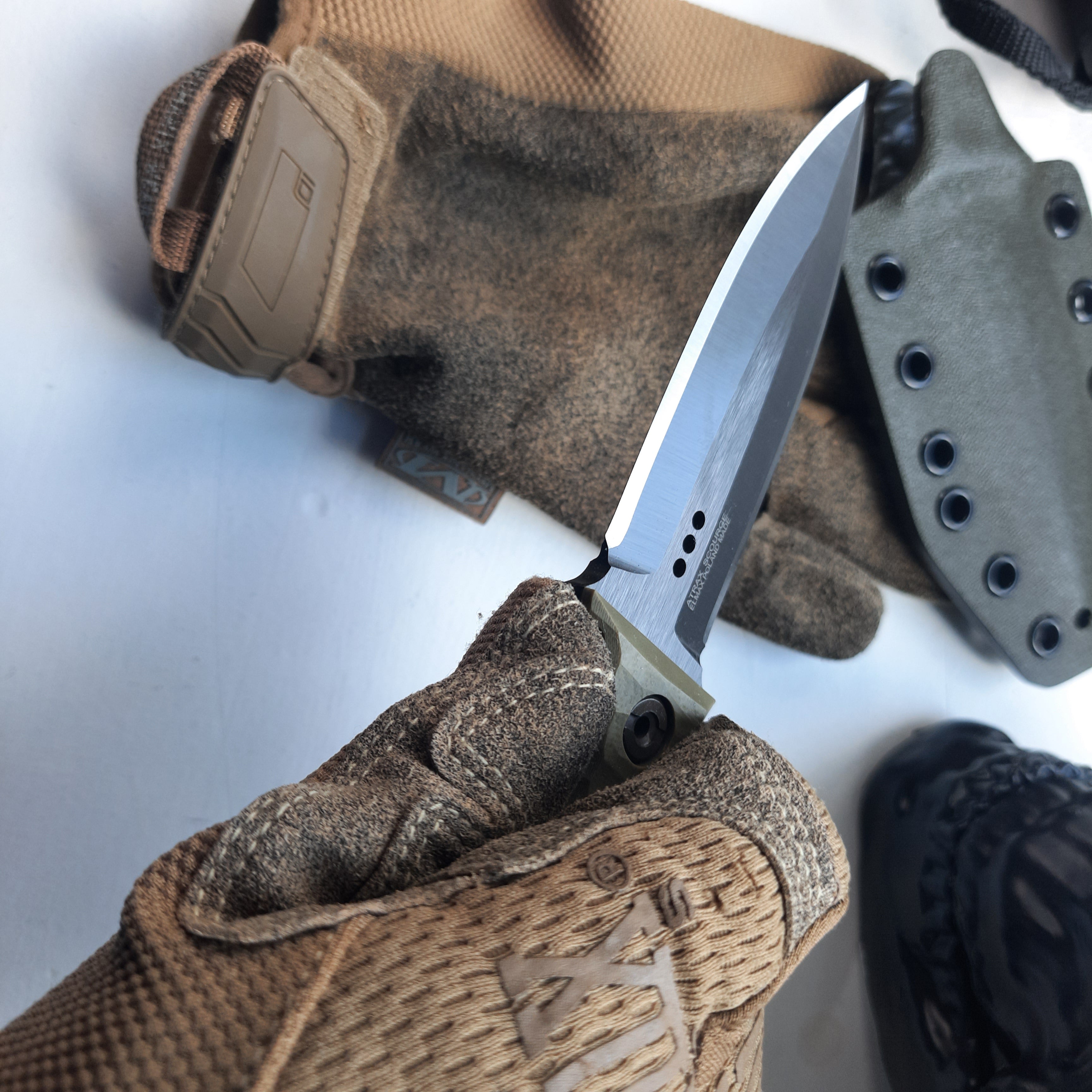Atrax SCOURGE DAGGER DLC Tungsten Carbide Coating Tactical Knife with OD Green G10 Handle