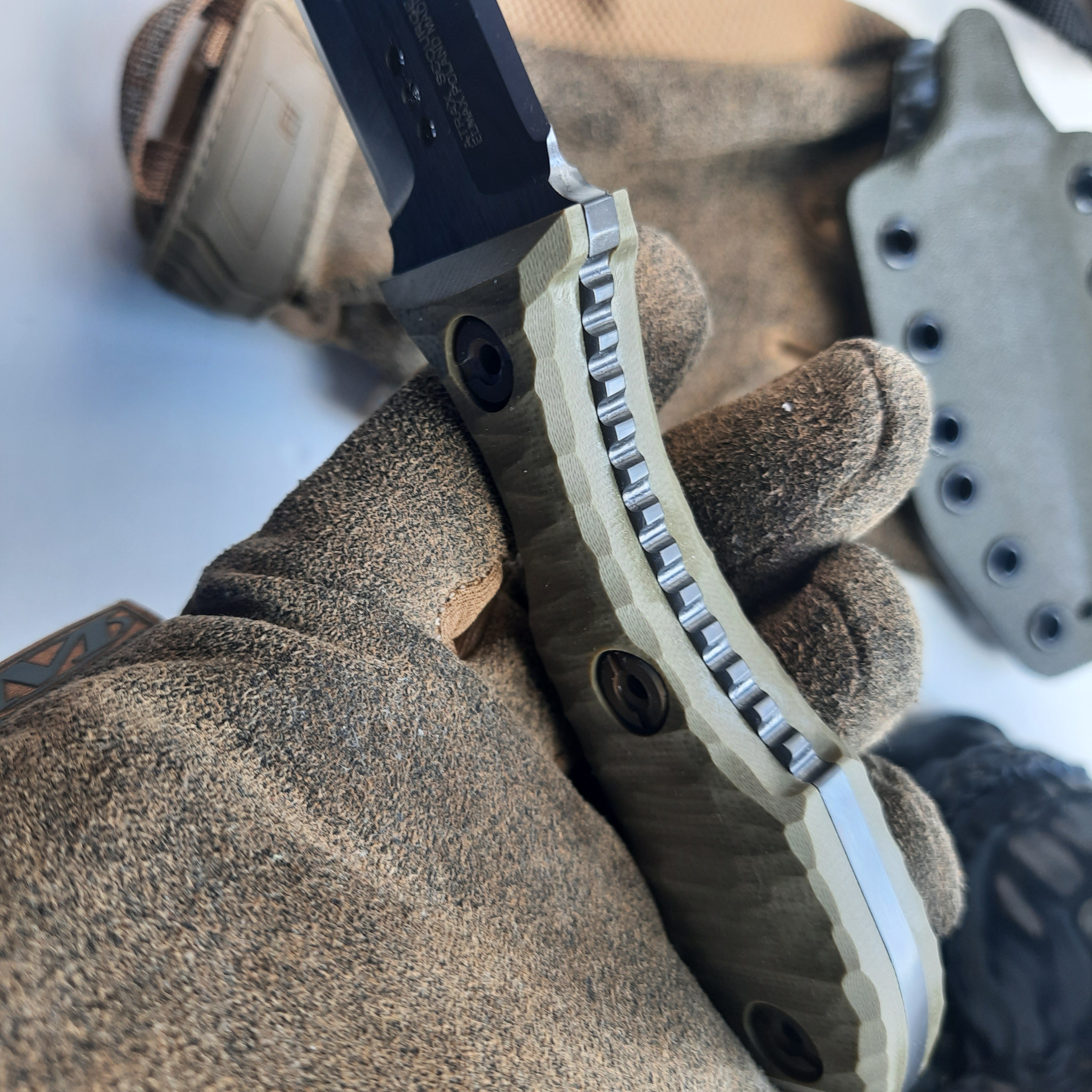 Atrax SCOURGE DAGGER DLC Tungsten Carbide Coating Tactical Knife with OD Green G10 Handle