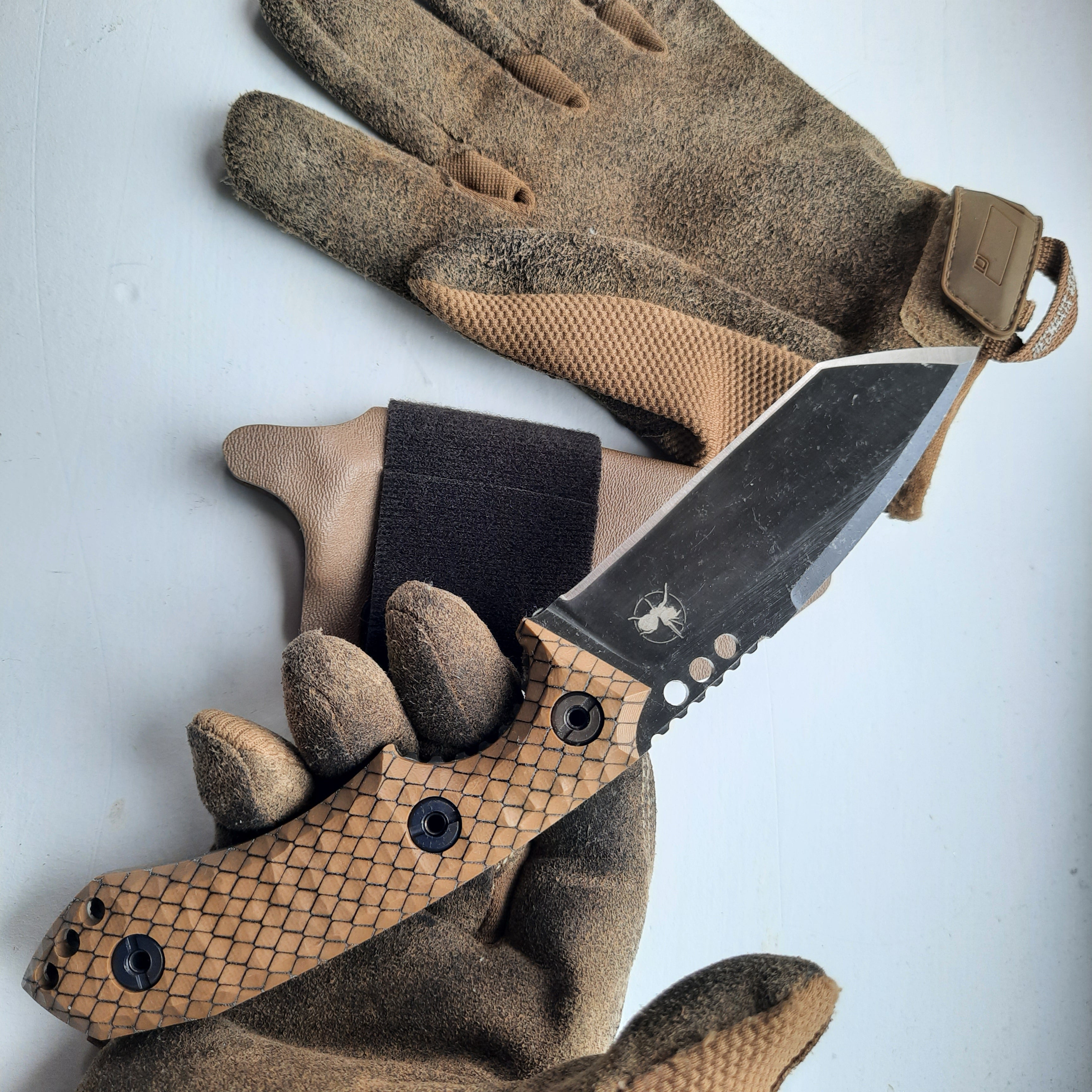 Atrax BOA Tactical Knife Stonewashed with Brown G10 Handle