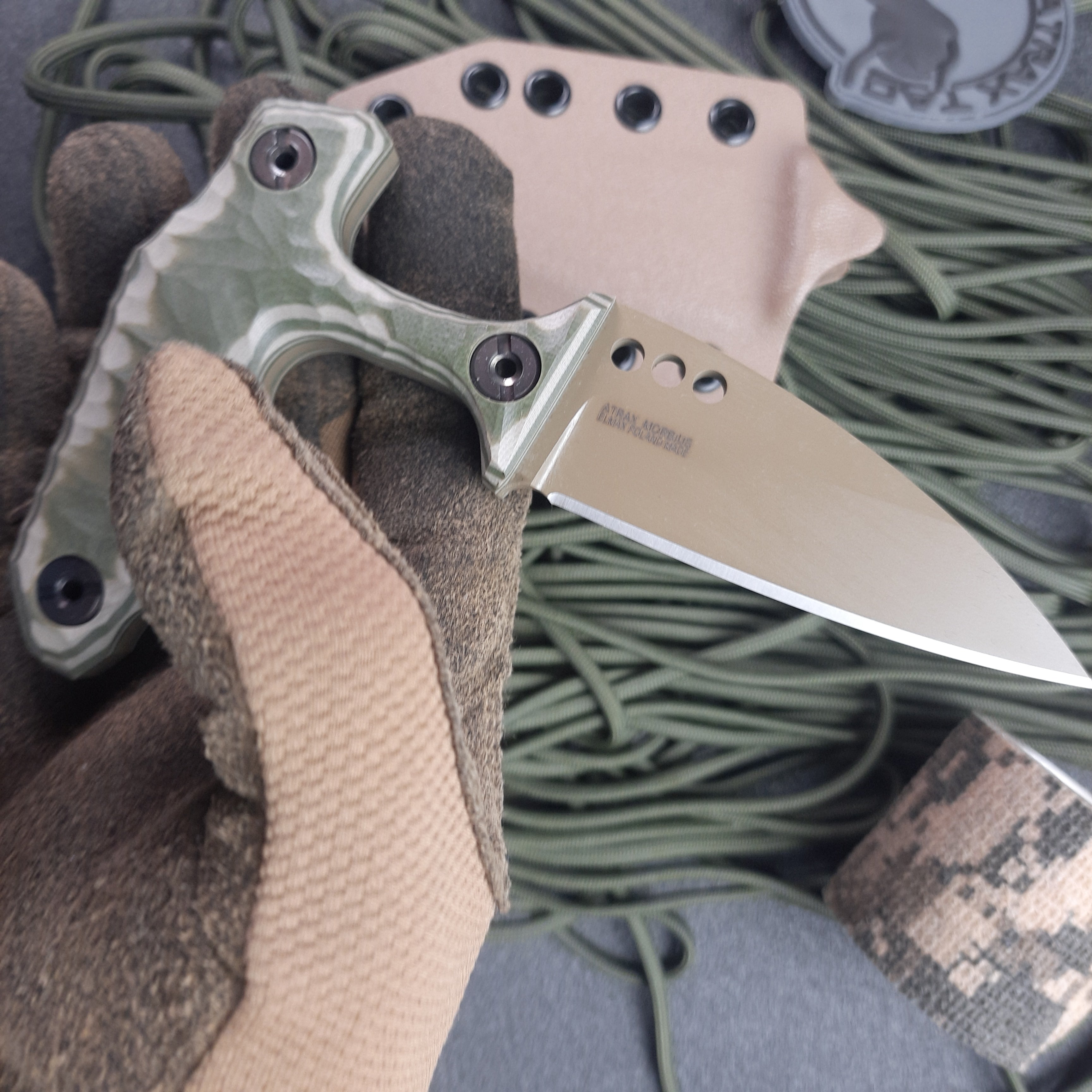 Atrax MORBIUS Tactical Push Knife with Olive/Tan Handle & FDE Cerakote steel finish