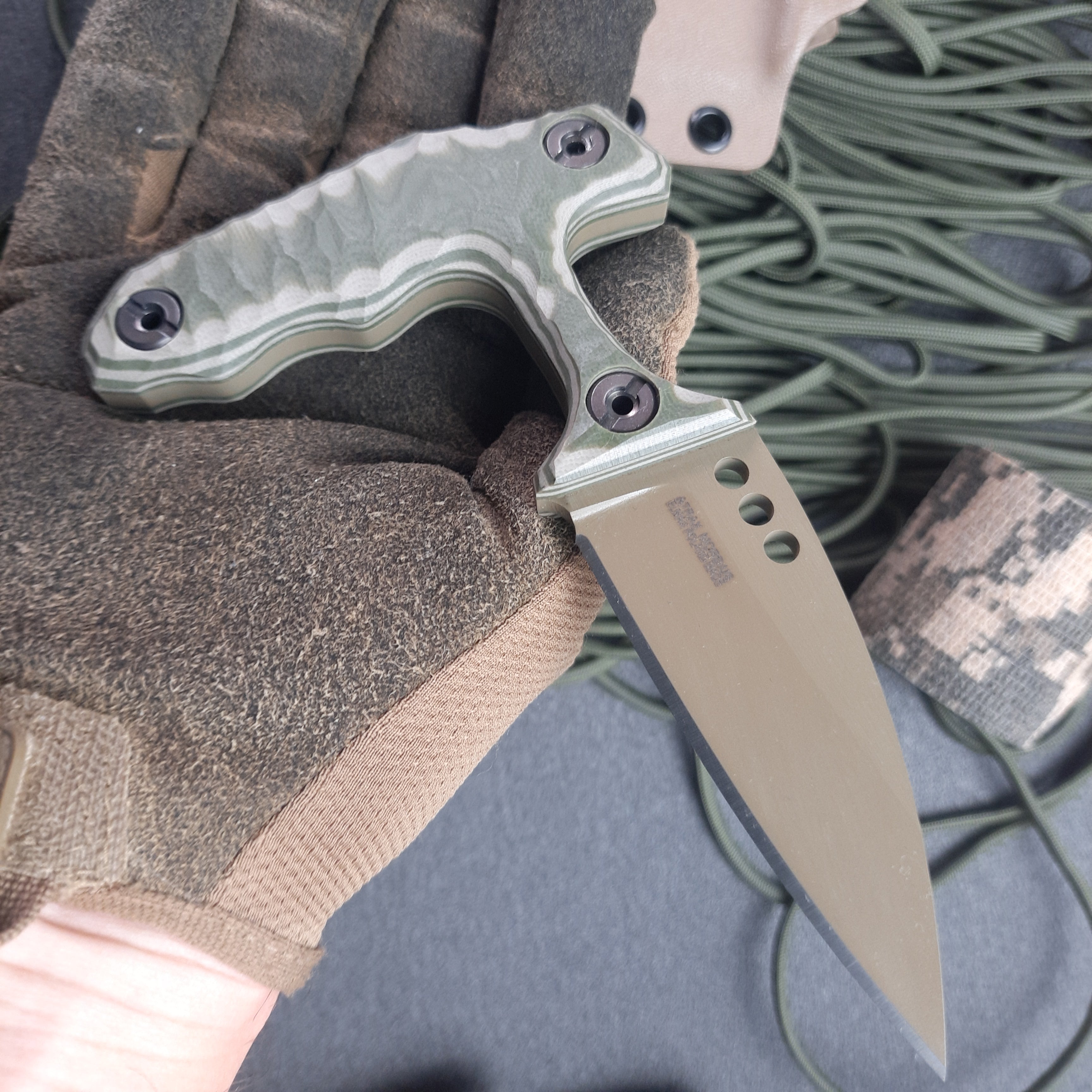 Atrax MORBIUS Tactical Push Knife with Olive/Tan Handle & FDE Cerakote steel finish