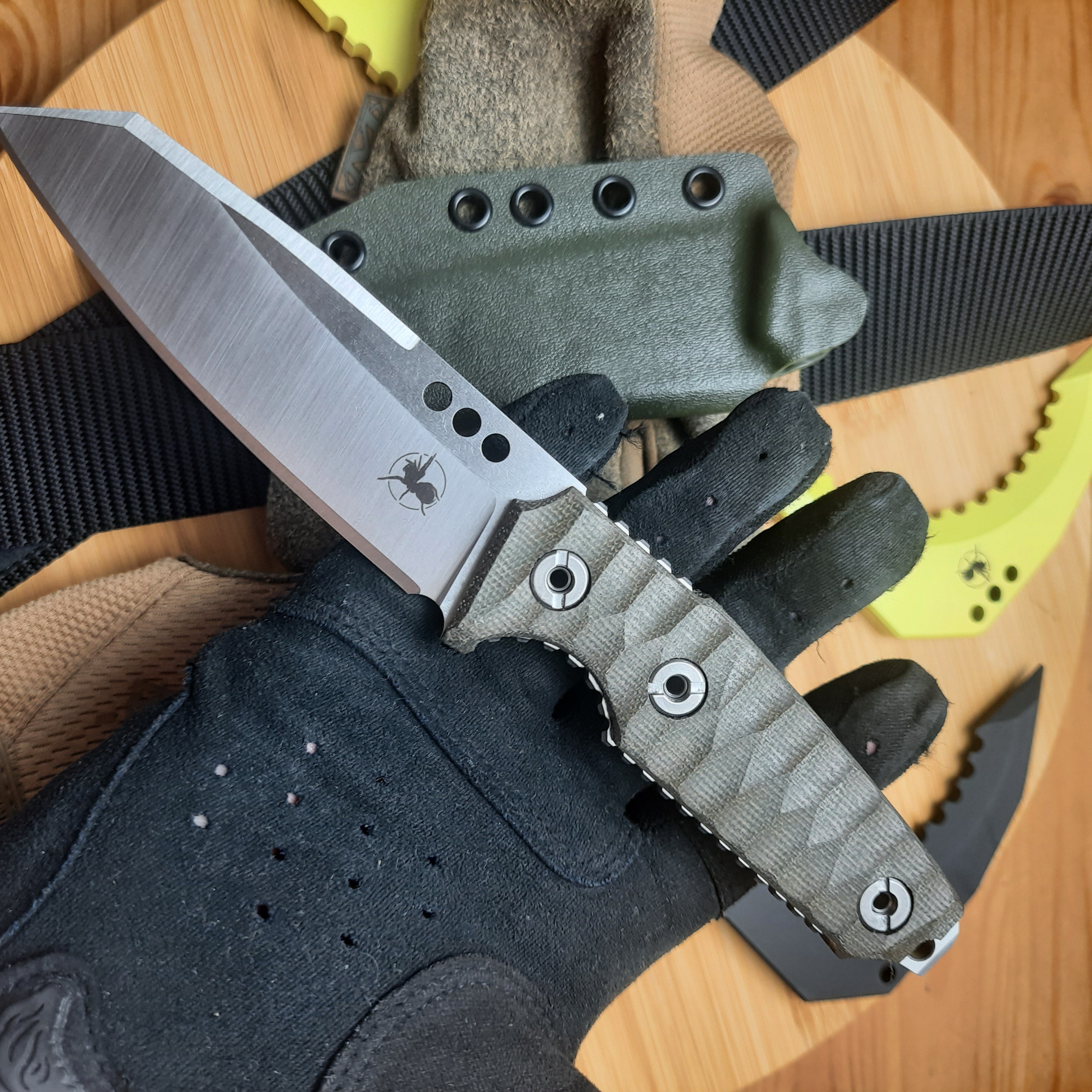 Nóż taktyczny Atrax BOA Stonewashed z brązową rękojeścią G10
