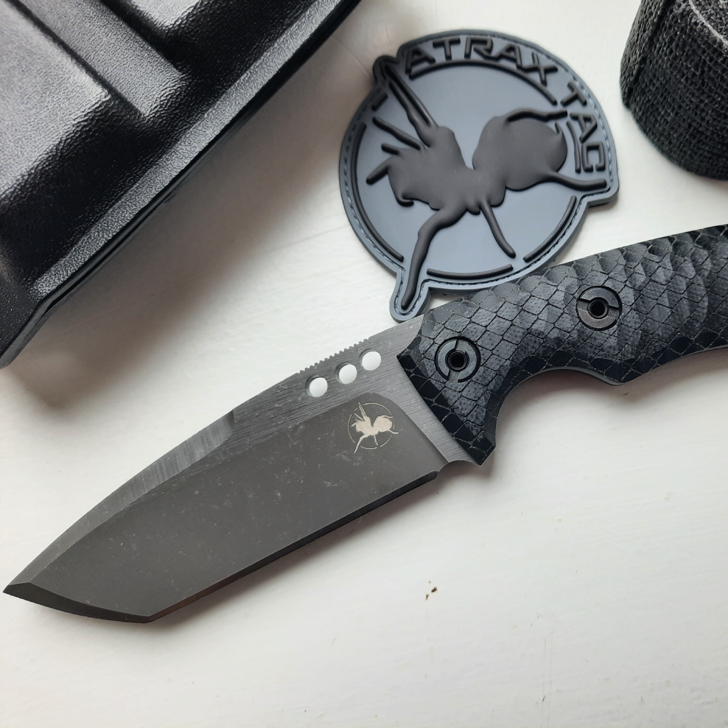 ATRAX BOA Tactical Knife - SNAKE SKIN PATERN ON HANDLE