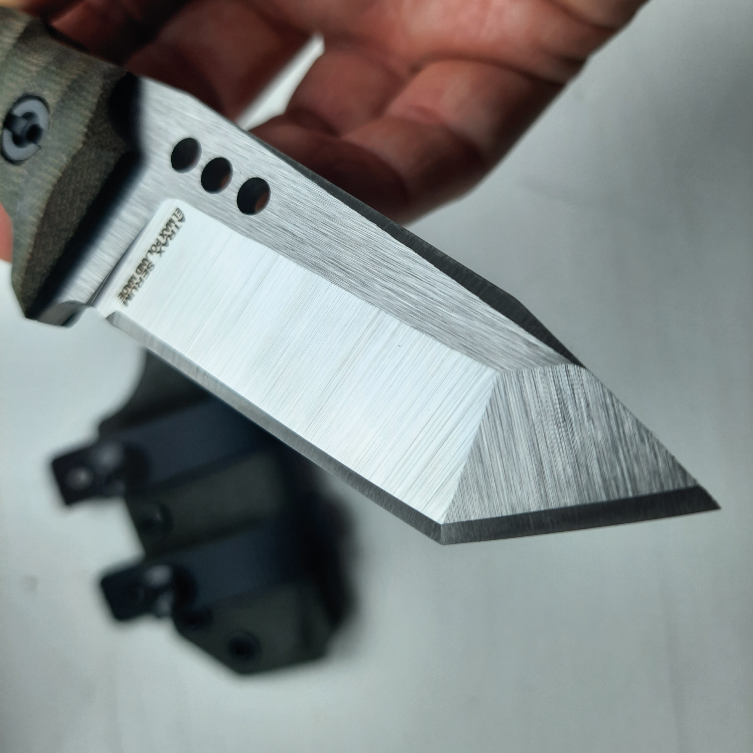ATRAX SERUM Tactical & Daycare TANTO Knife