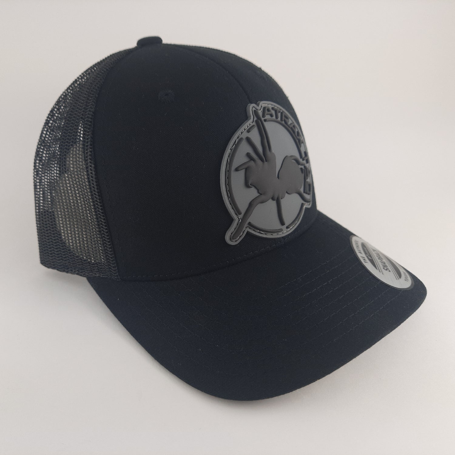 AtraxTac Tracker-Kappe in Schwarz – graues Logo