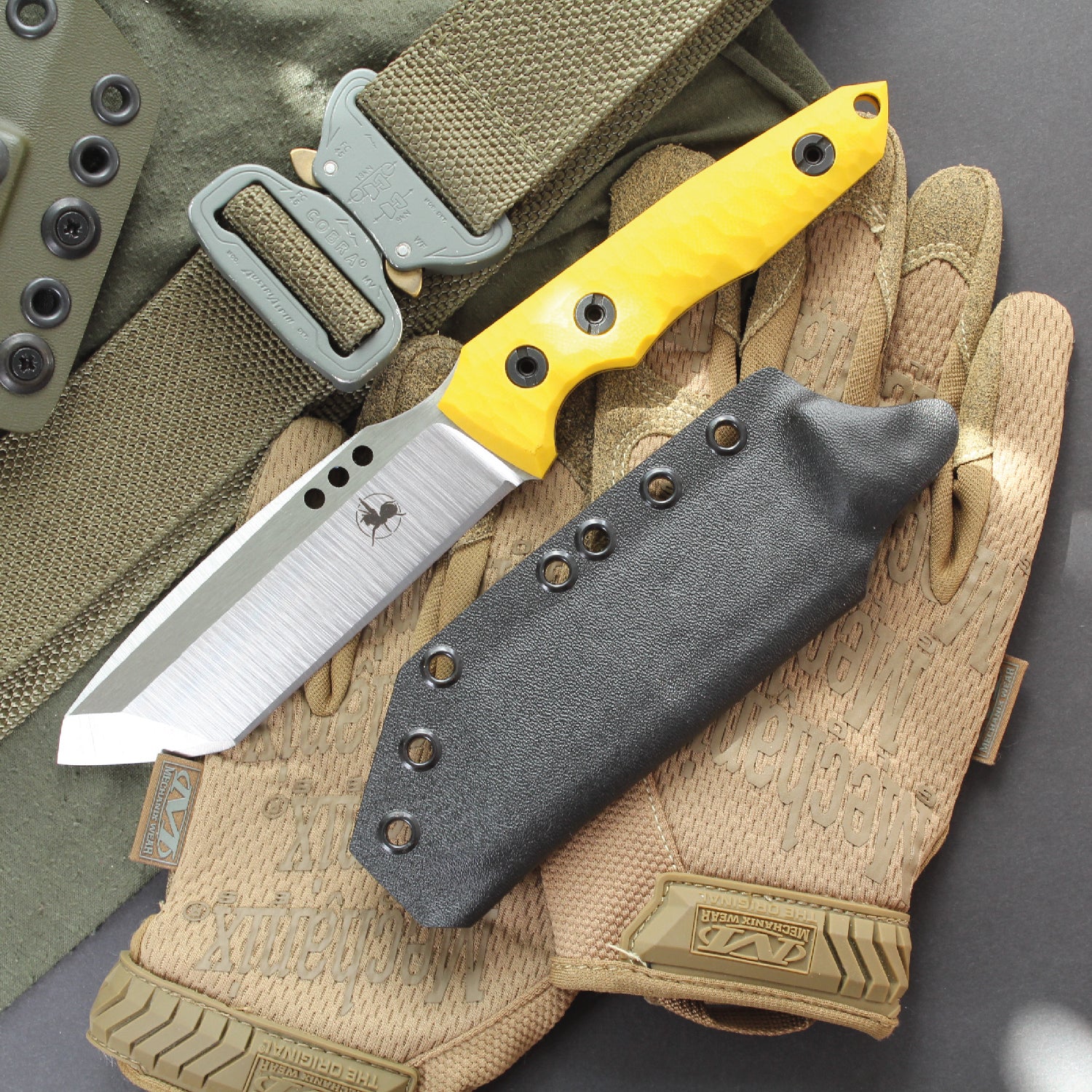 ATRAX VENOM Tactical & Daycare Knife