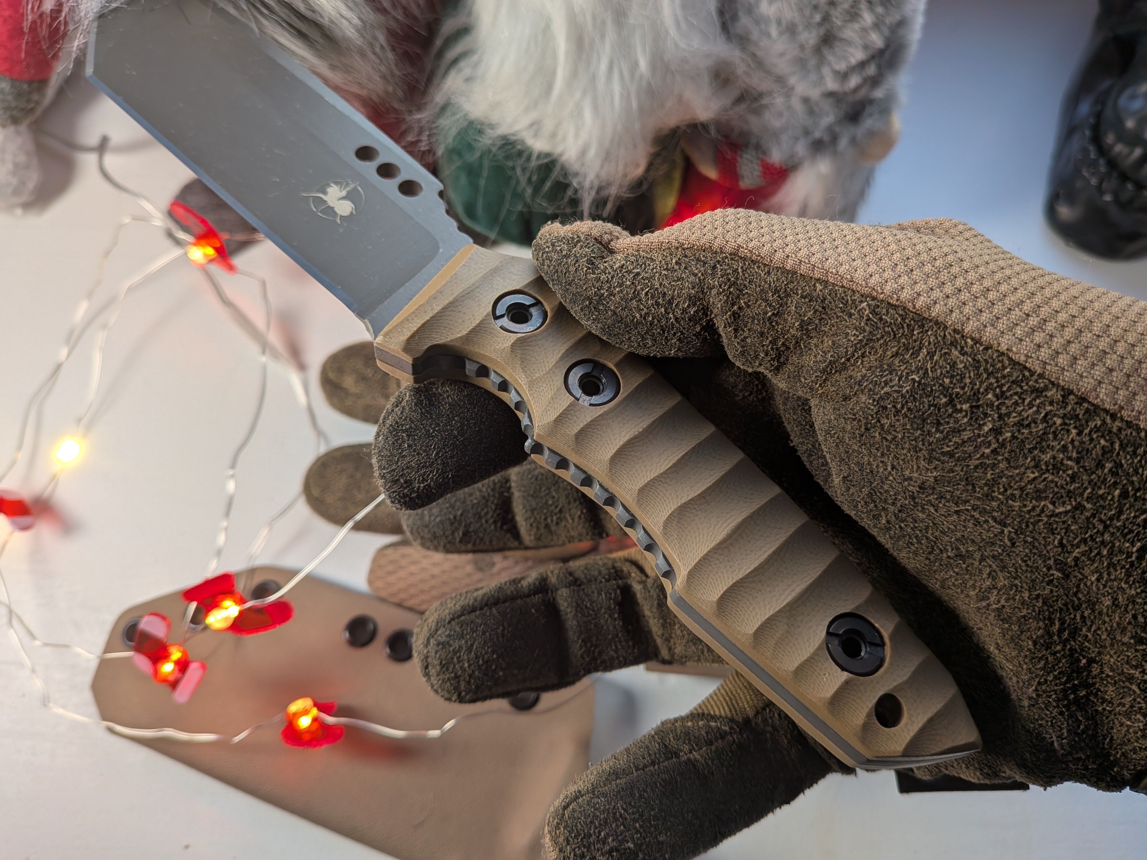 Atrax Venom Tactical & Daycare Messer Stonewashed mit grünem Micarta-Griff