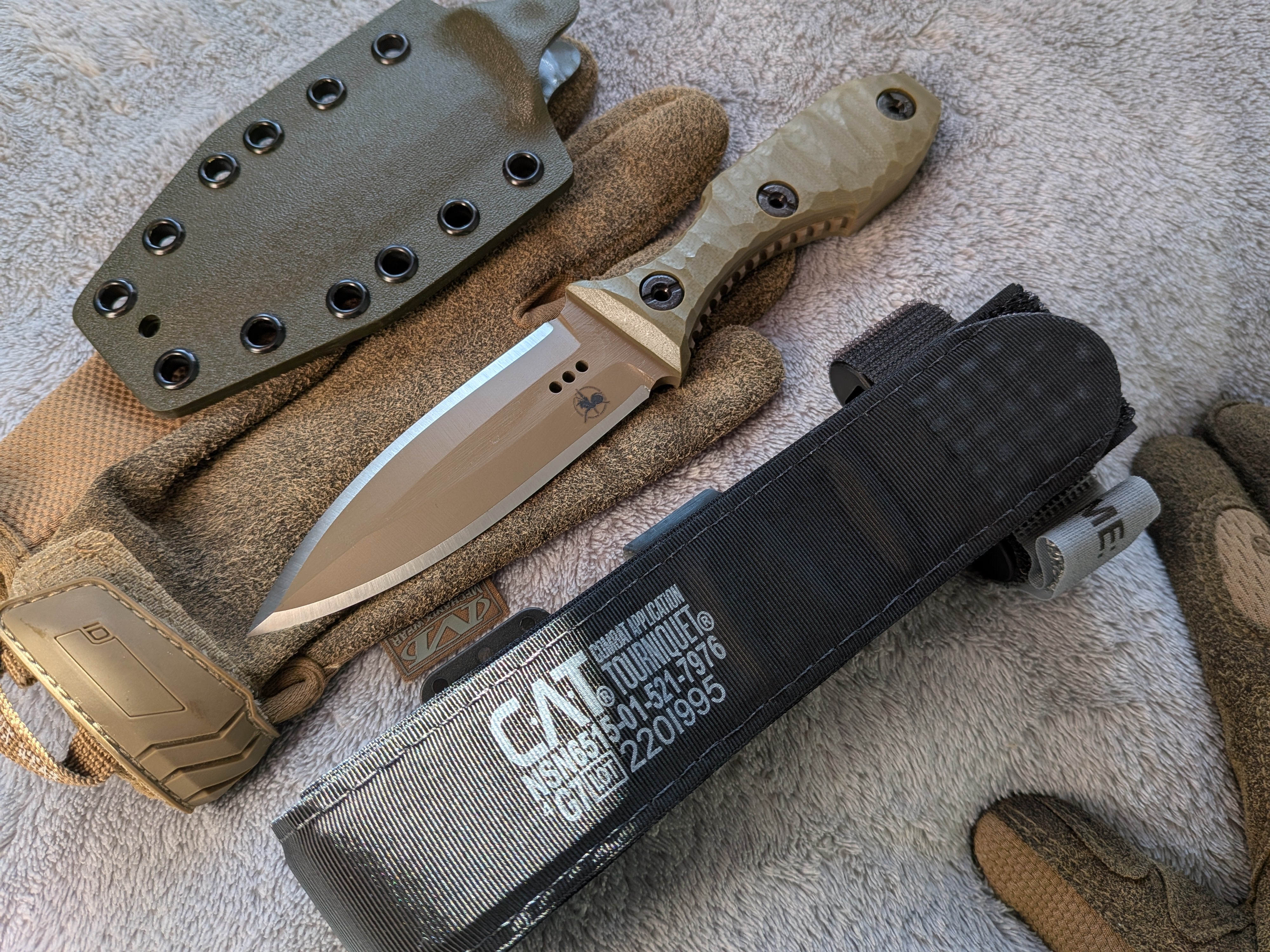 Atrax SCOURGE DAGGER Magpul cerakote coating Tactical Knife with OD Green G10 Handle