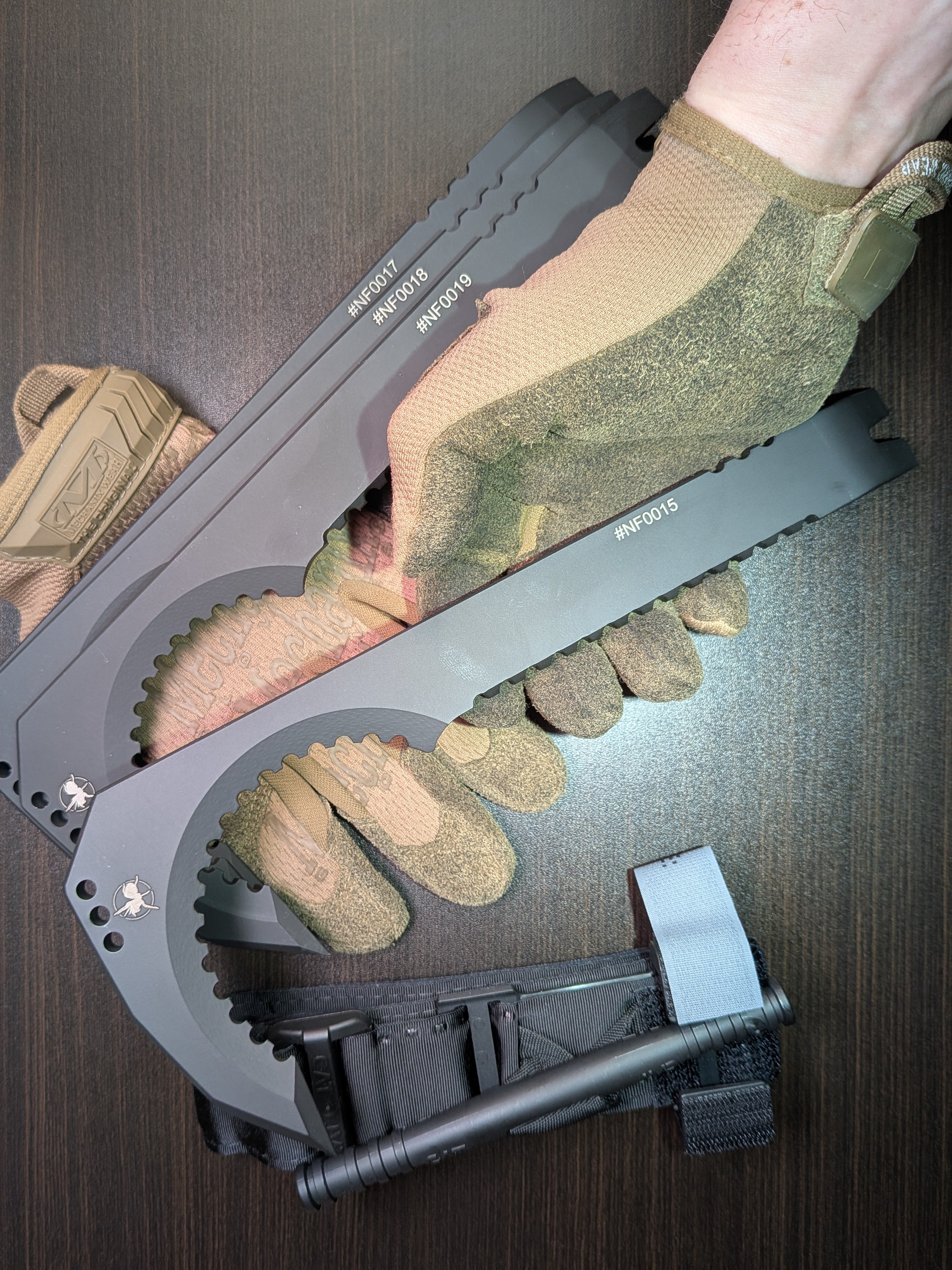 Nóż taktyczny Atrax BOA Stonewashed z brązową rękojeścią G10