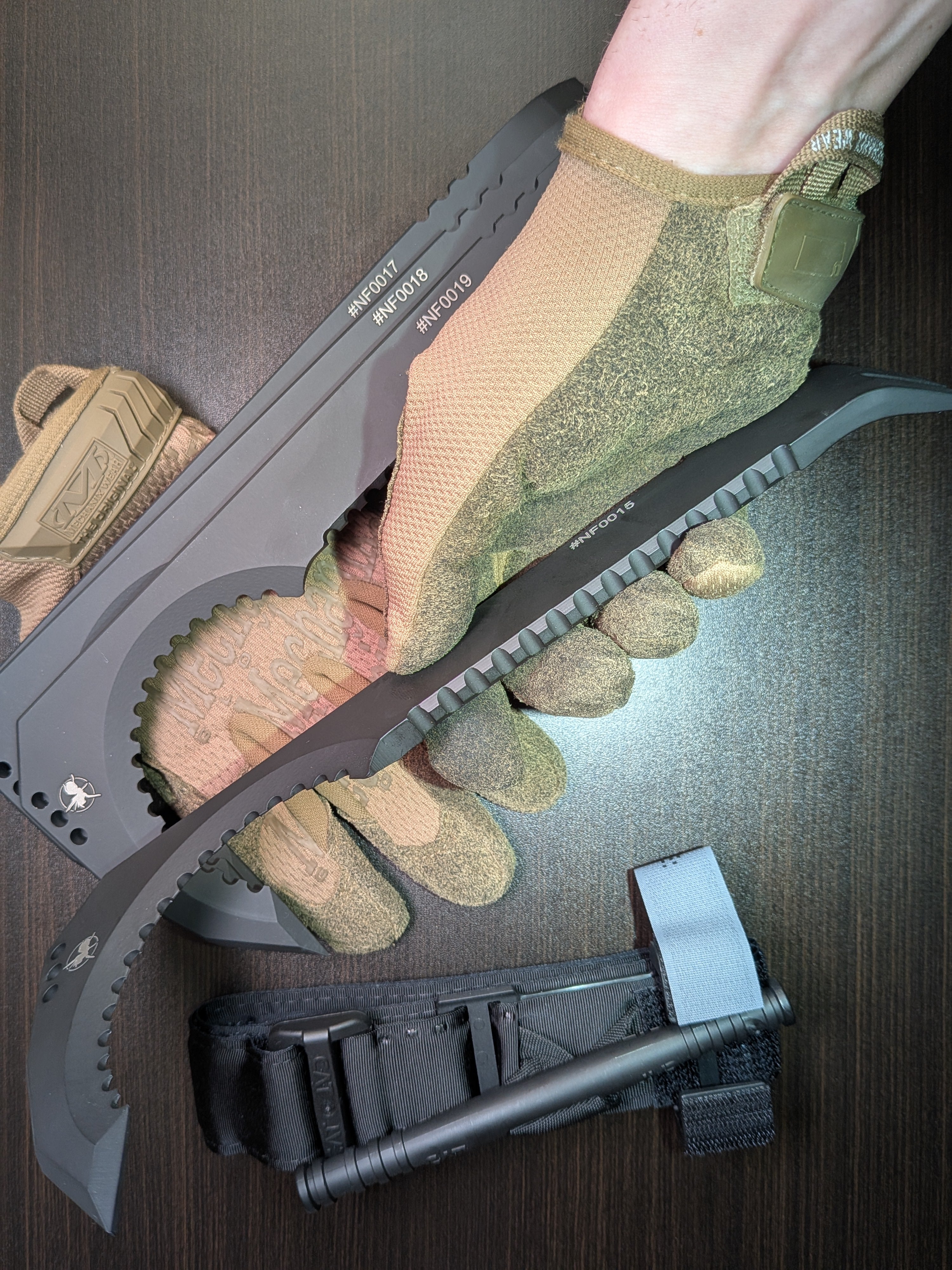 Nóż taktyczny Atrax BOA Stonewashed z brązową rękojeścią G10