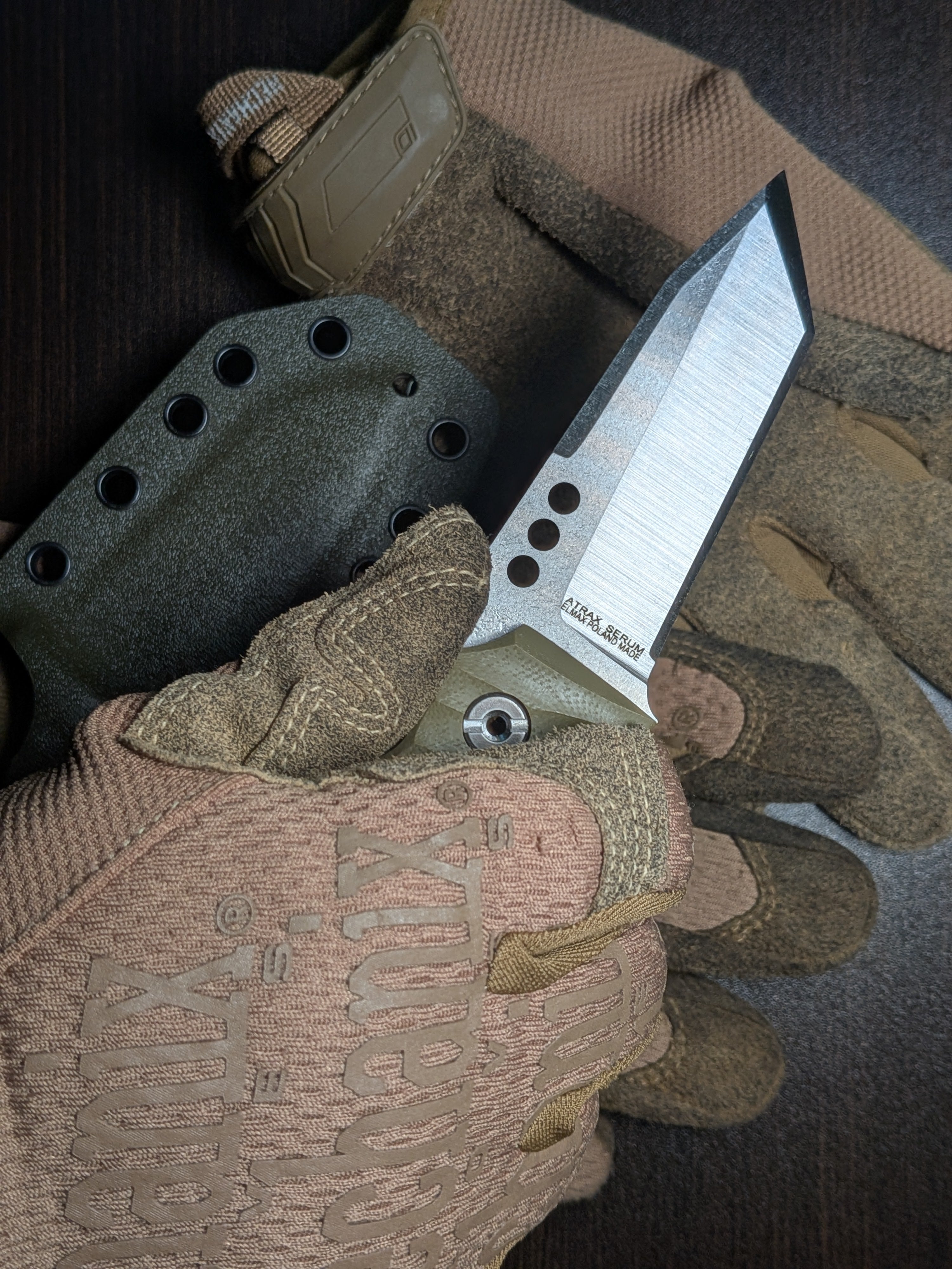 ATRAX SERUM Silver Satin Tactical & Daycare Tanto Knife with OD Green G10 Handle