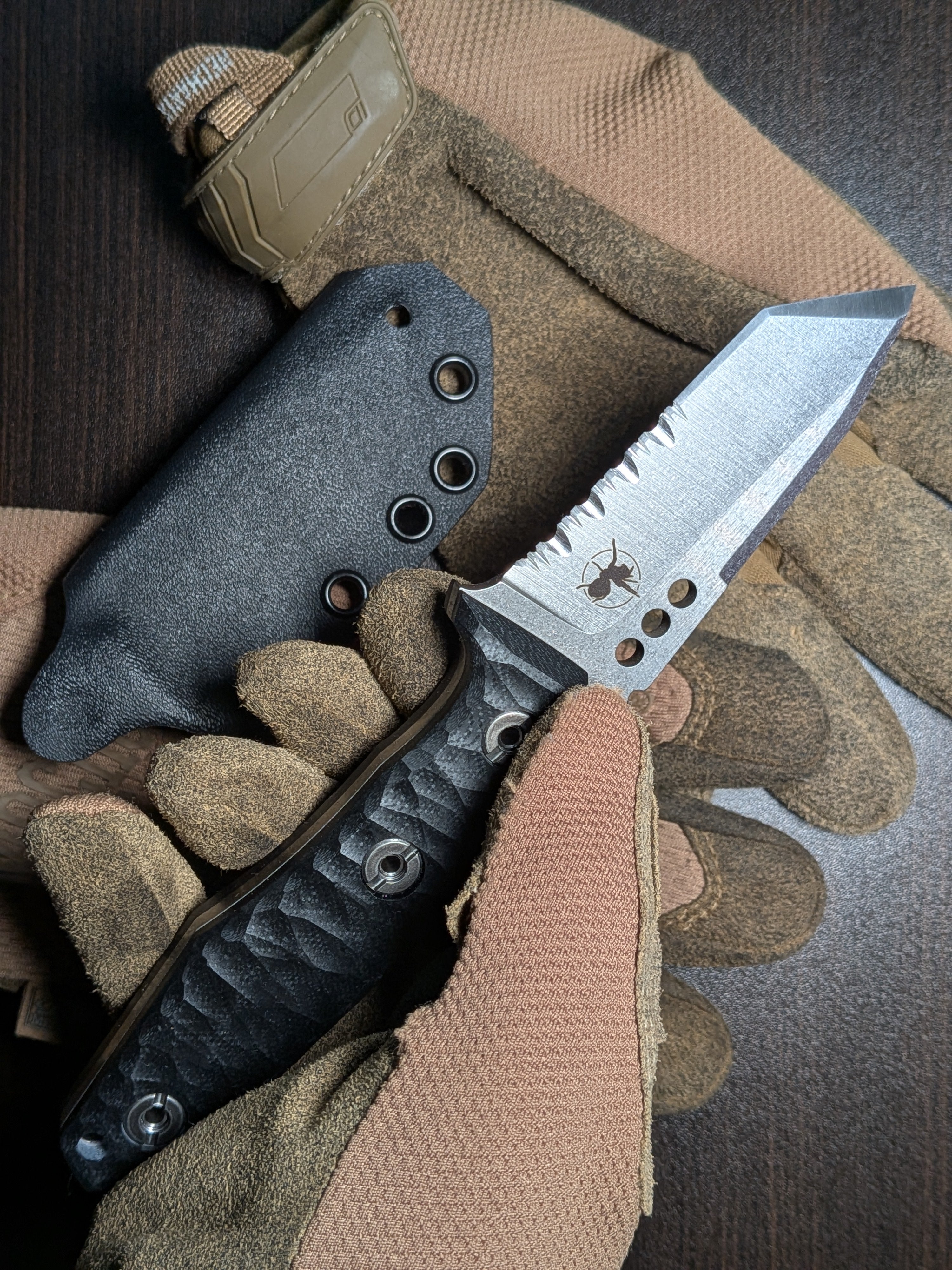 ATRAX SERUM Silver Satin Tactical & Daycare Tanto Knife with Black G10 Handle & Serration