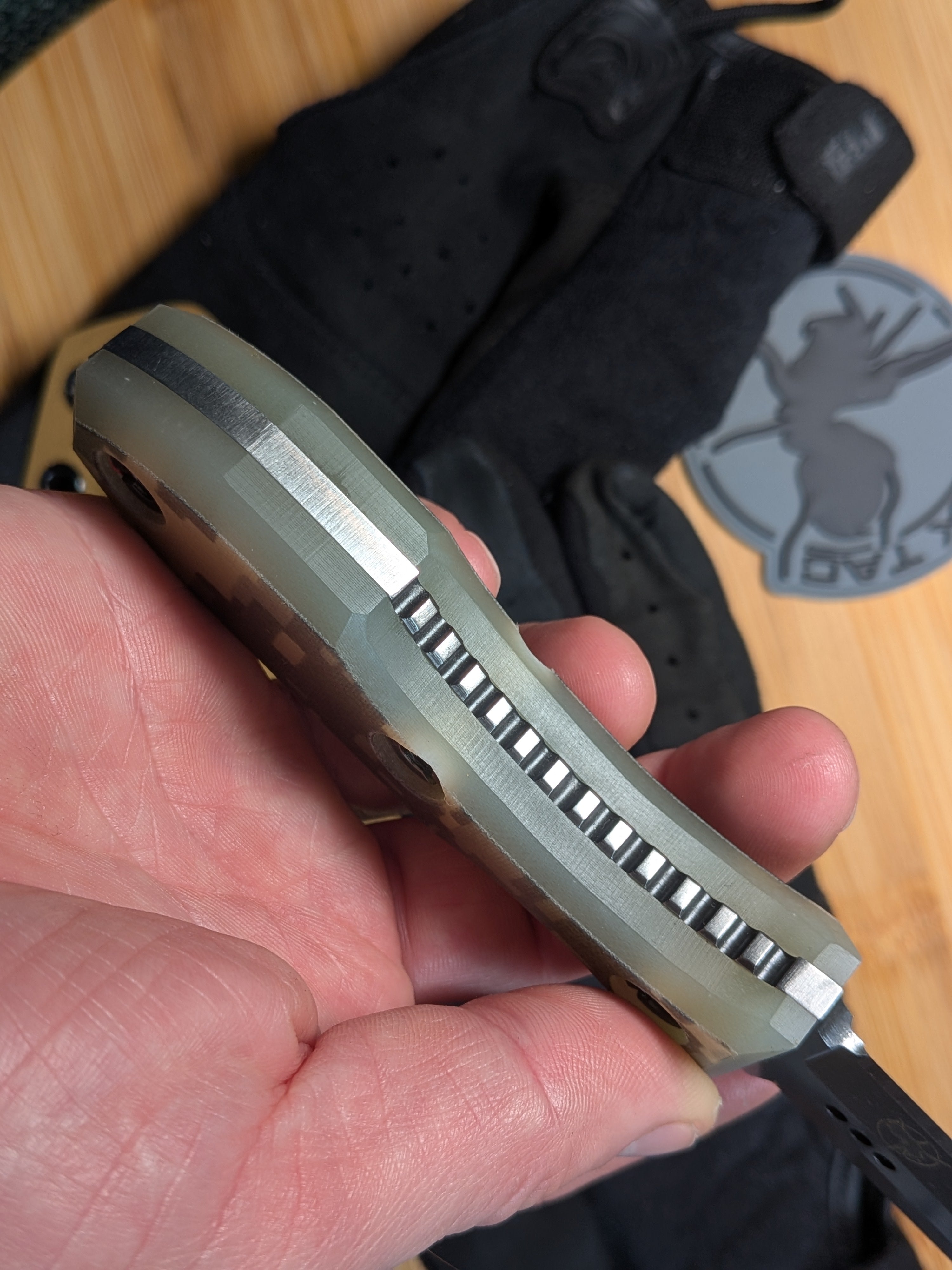Atrax SCOURGE DAGGER Silver Satin Tactical Knife with Digital Camo G10 handle
