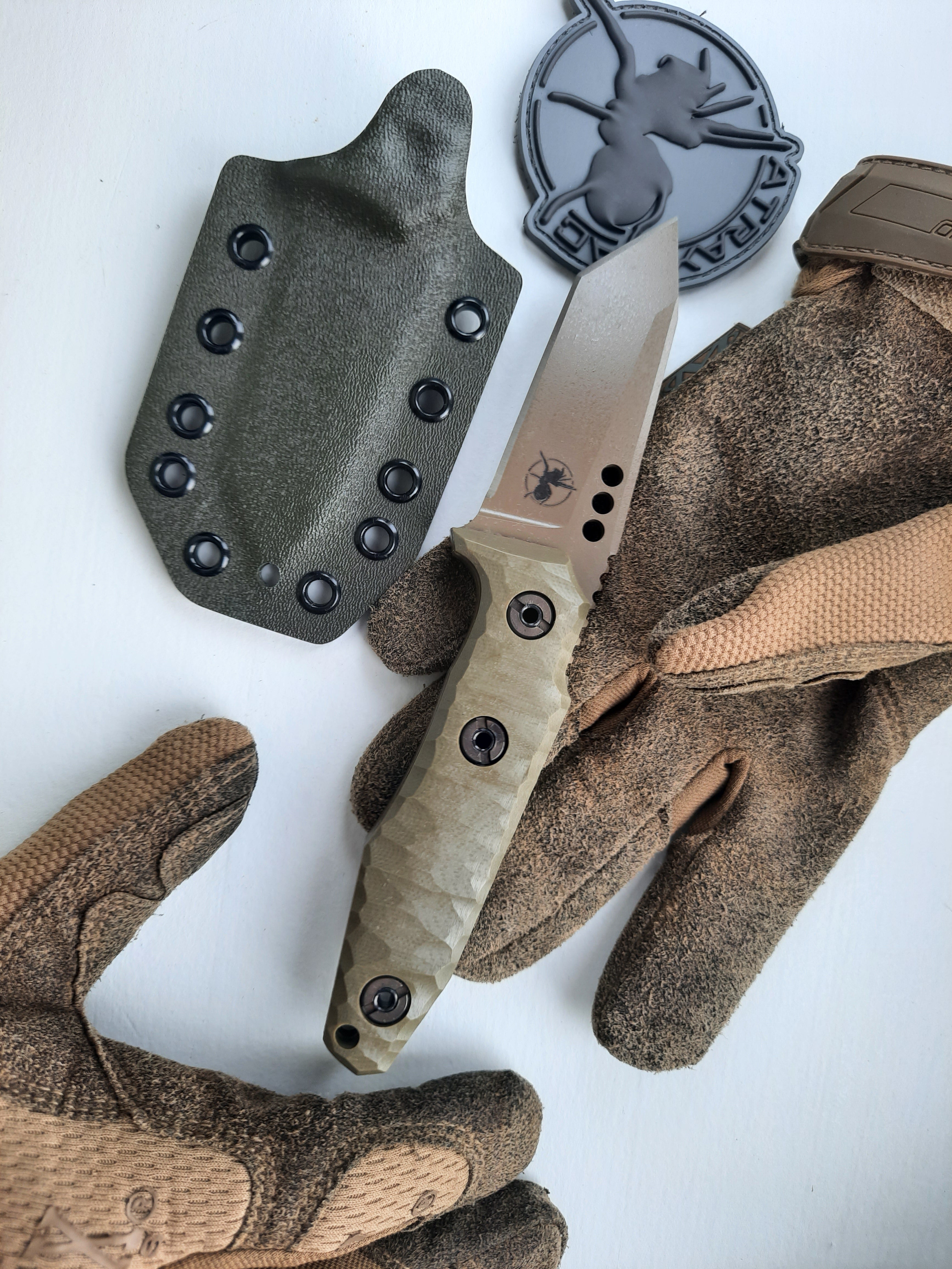 Atrax SERUM FDE Cerakote Tactical & Daycare Knife with OD Green Handle