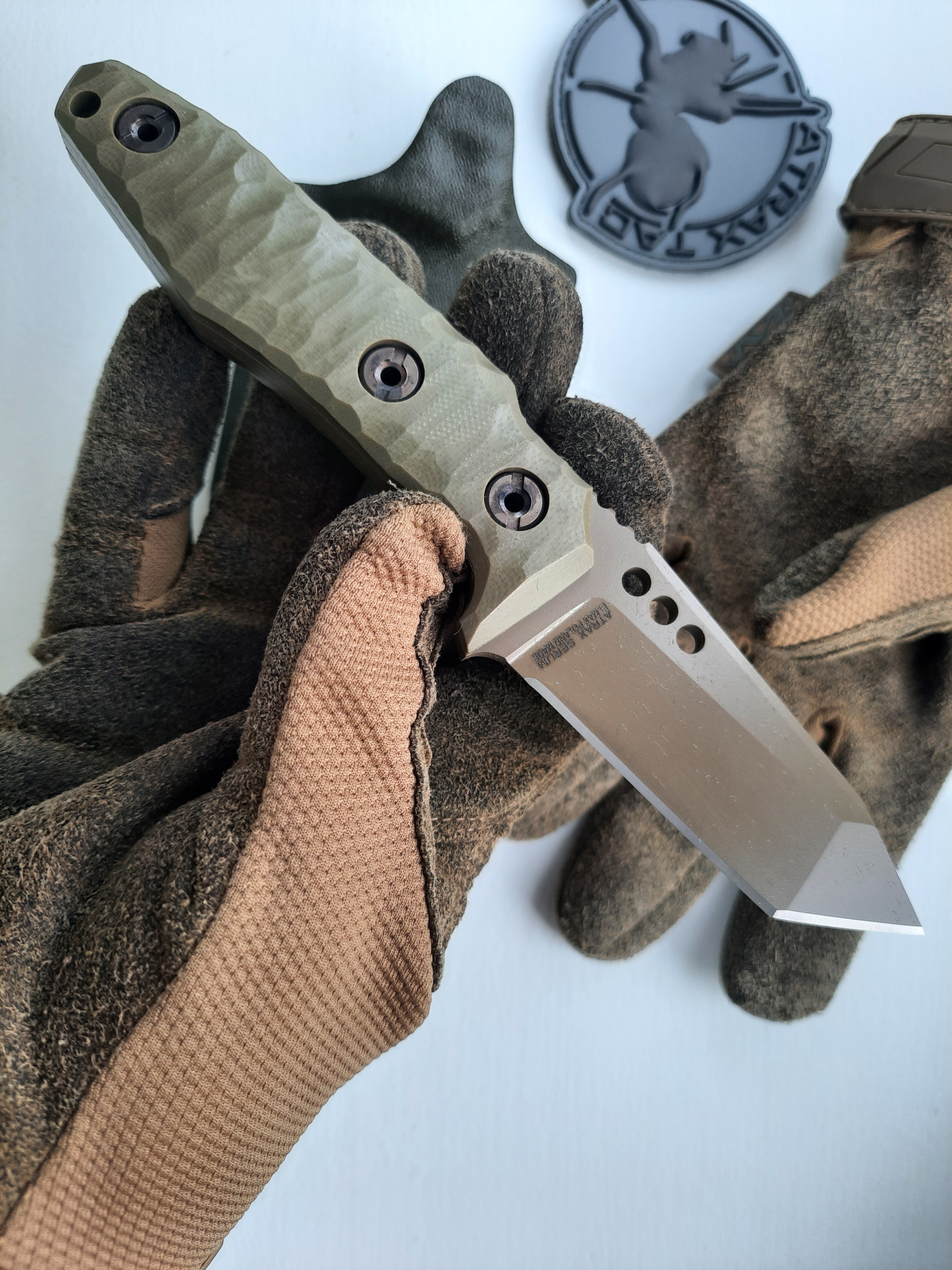 Atrax SERUM FDE Cerakote Tactical & Daycare Knife with OD Green Handle