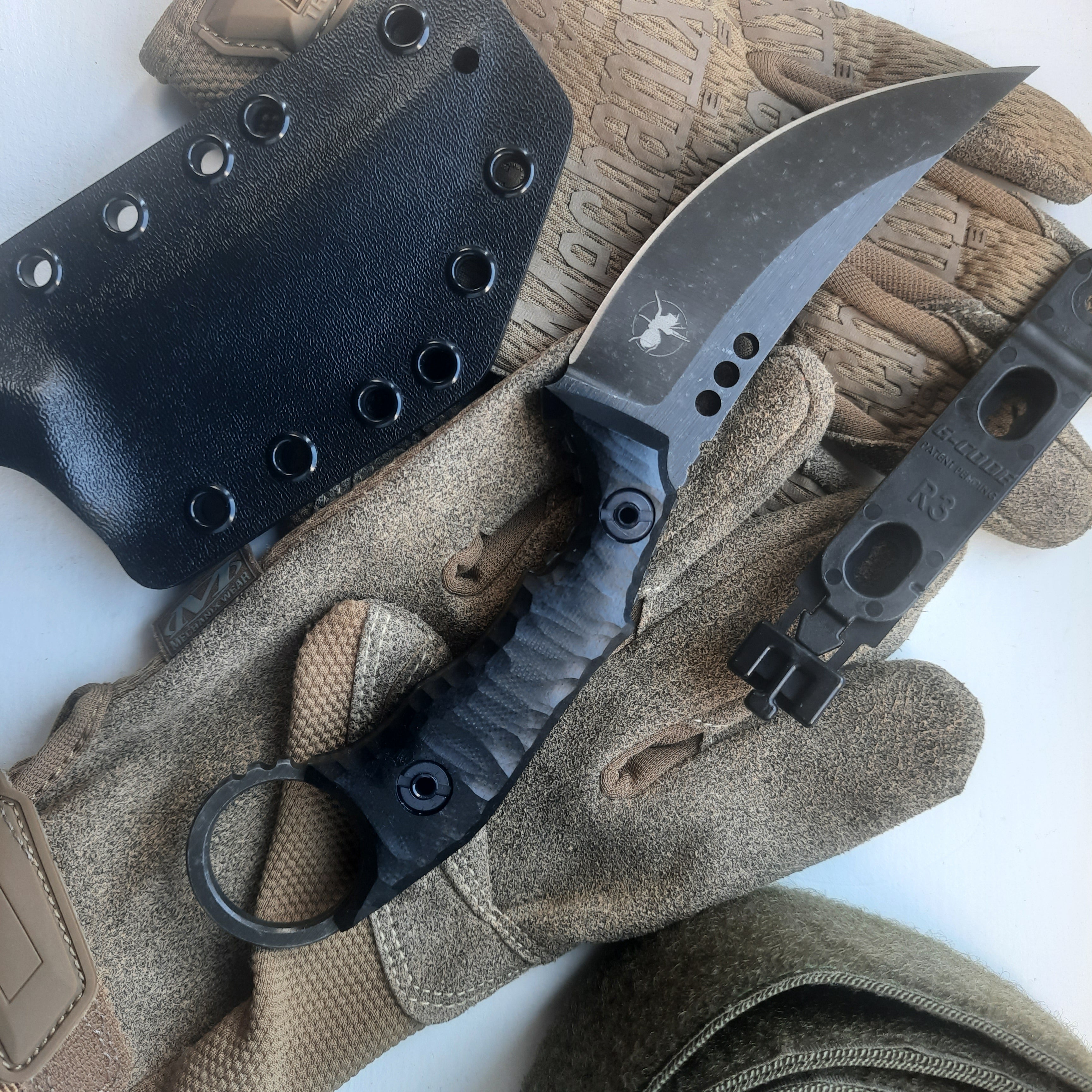 Atrax PLAGUE Stonewashed Tactical Ring Knife with Black G10 Handle and black kydex