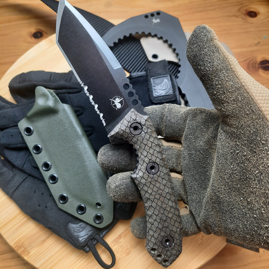 ATRAX BOA — Black DLC, zielona Canvas Micarta, oliwkowy Kydex