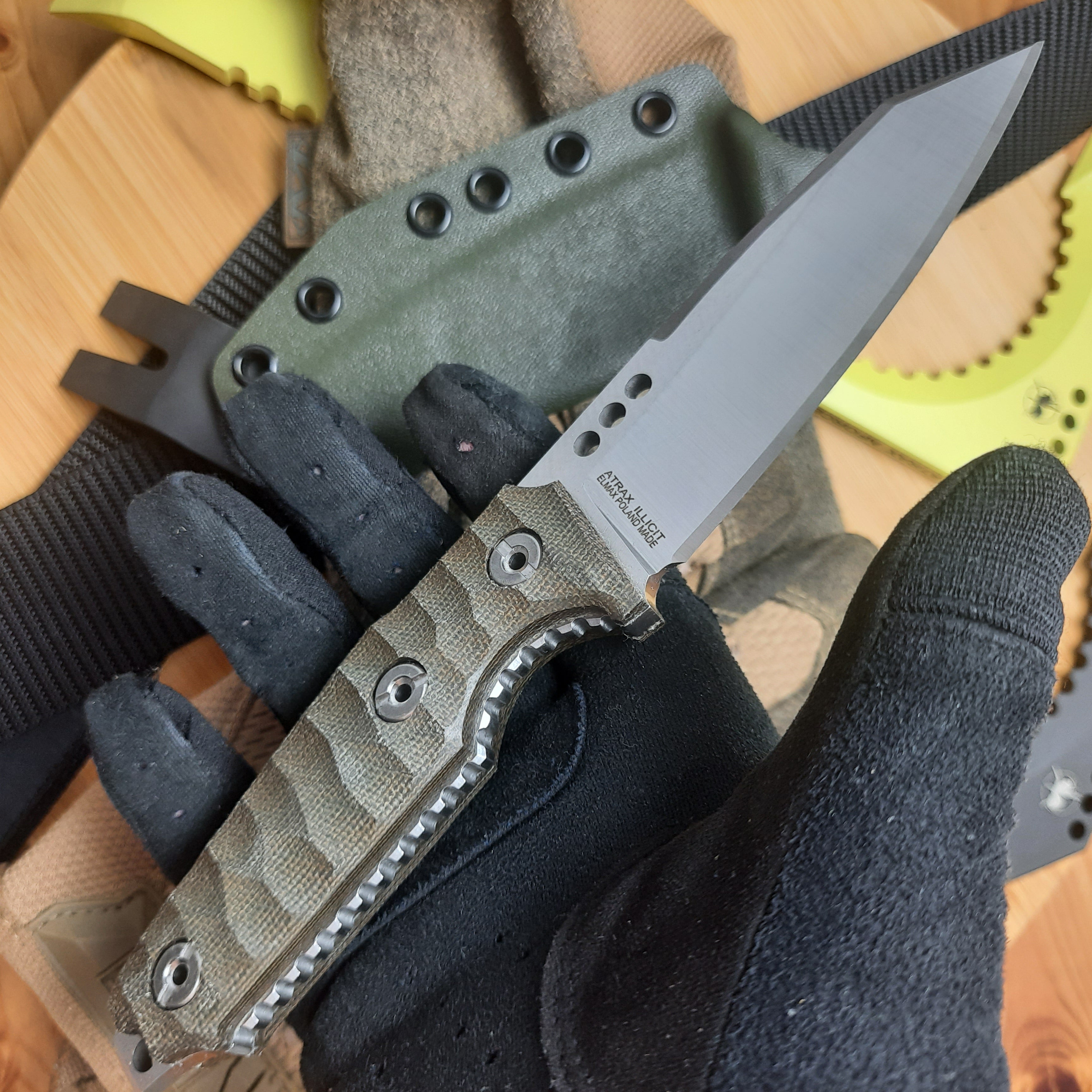 Nóż taktyczny Atrax BOA Stonewashed z brązową rękojeścią G10