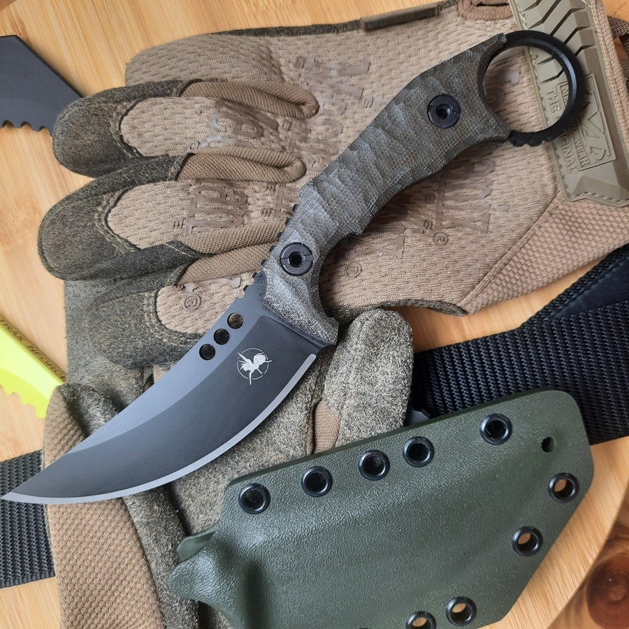 ATRAX PLAGUE — Armor Black Cerakote, zielona Canvas Micarta, oliwkowy Kydex