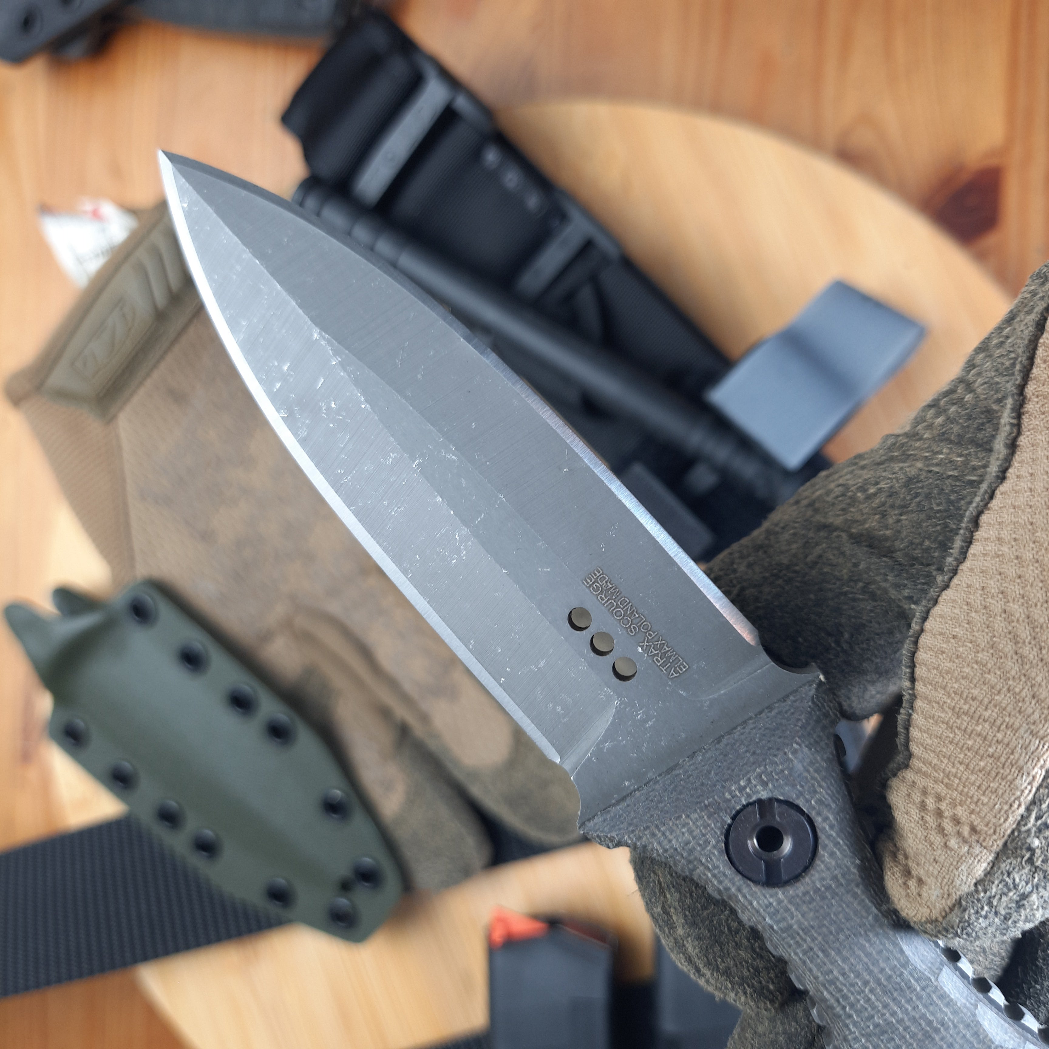 Atrax SCOURGE DAGGER Stonewashed Tactical Knife with Green Canvas Micarta Scales