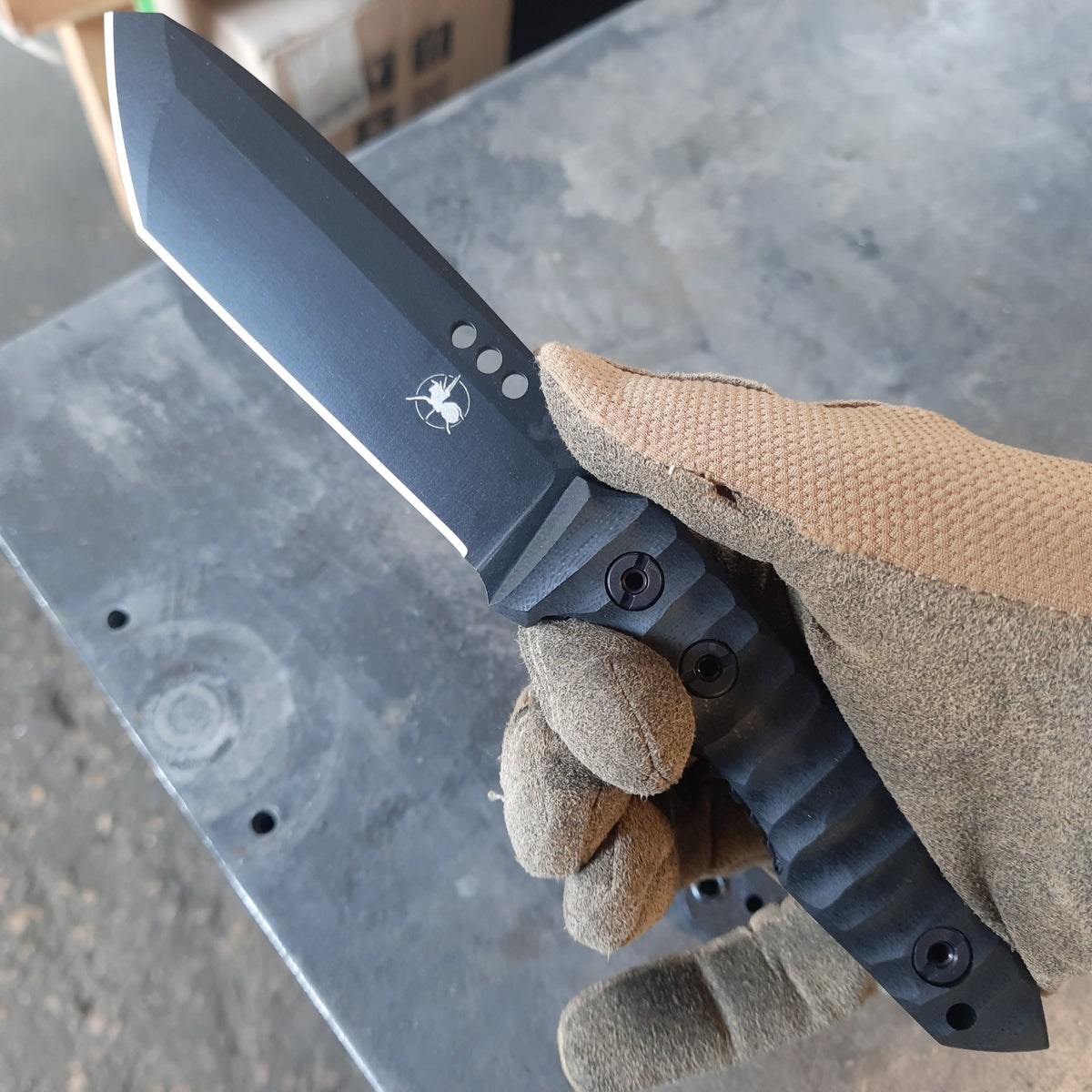 Nóż taktyczny i pielęgnacyjny Atrax Venom Stonewashed z uchwytem Green Micarta
