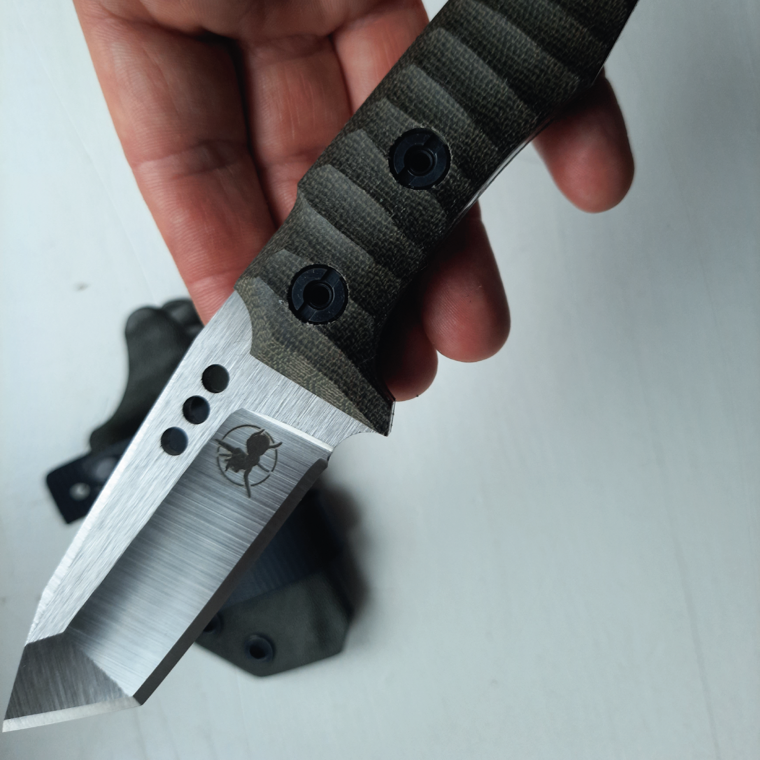 ATRAX SERUM Tactical & Daycare TANTO Knife