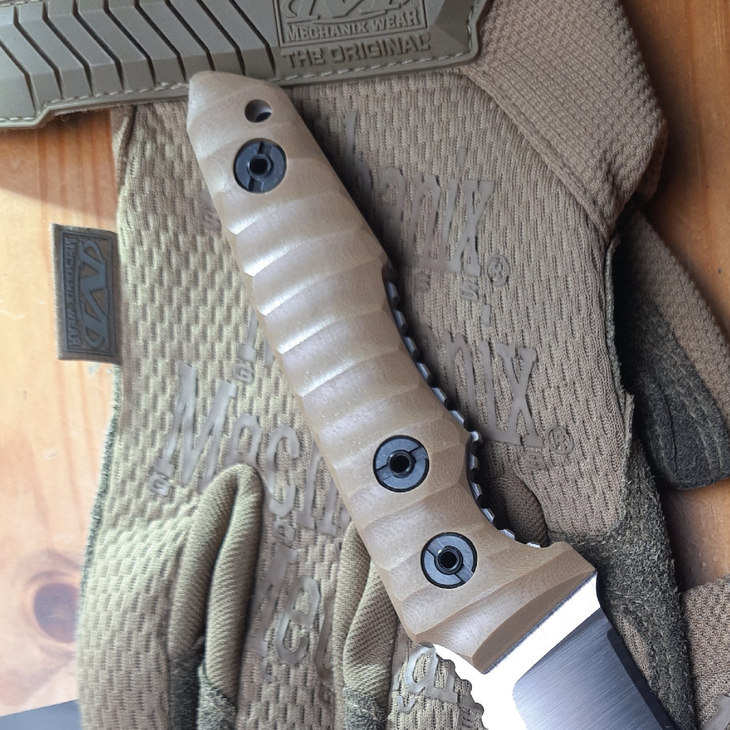 ATRAX VENOM Tactical & Daycare Knife