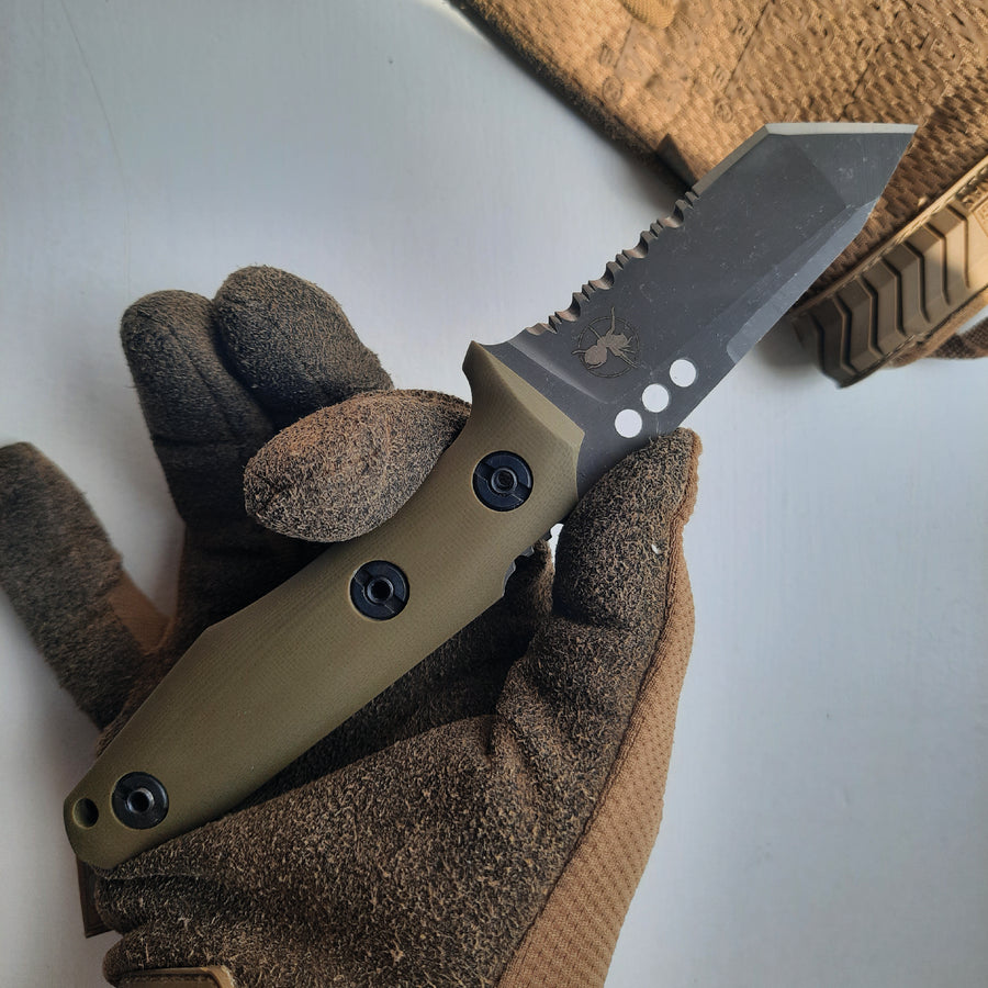 Nóż ATRAX SERUM Tactical &amp; Daycare TANTO