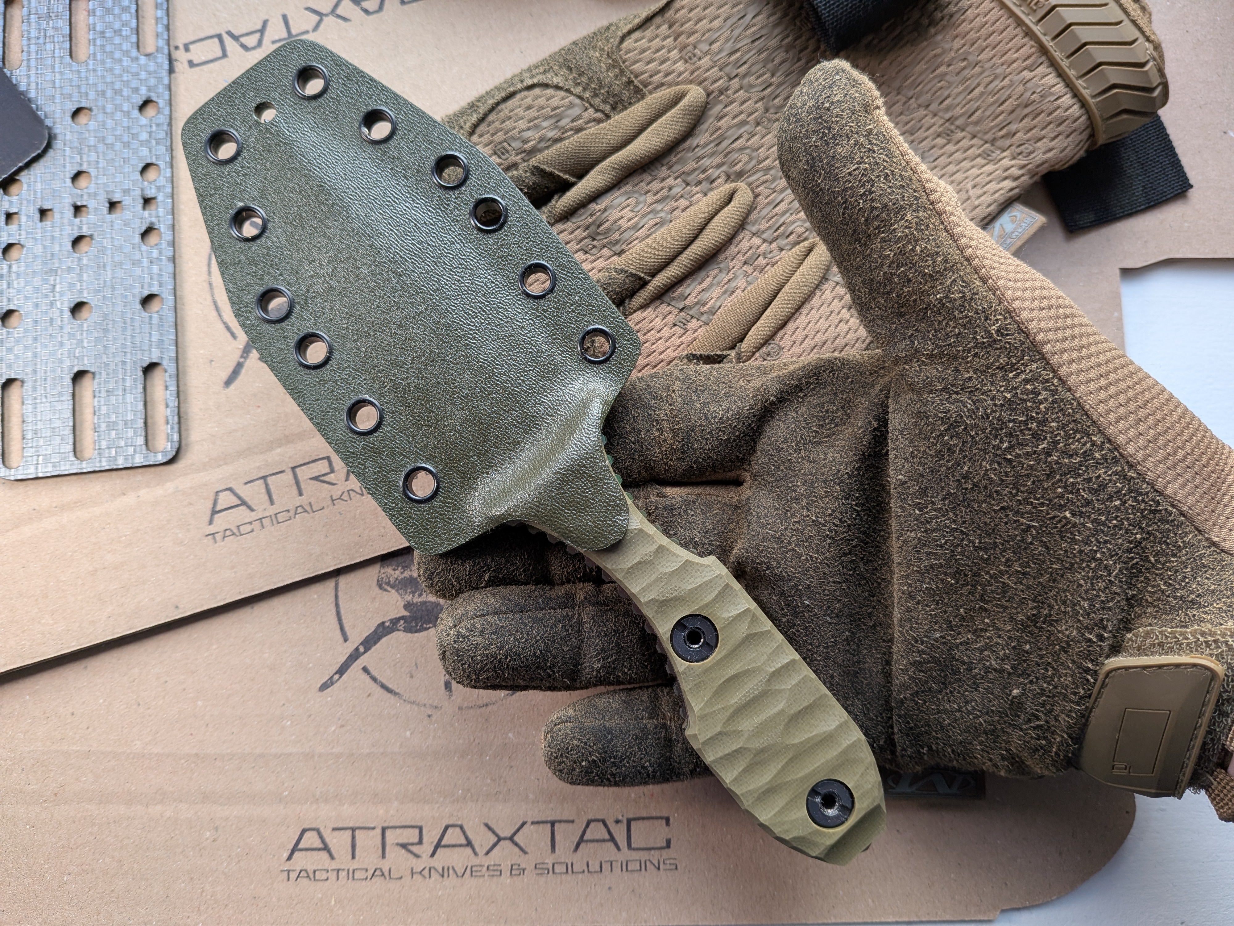 Atrax SCOURGE DAGGER ARC ta-C coating Tactical Knife with OD Green G10 Handle