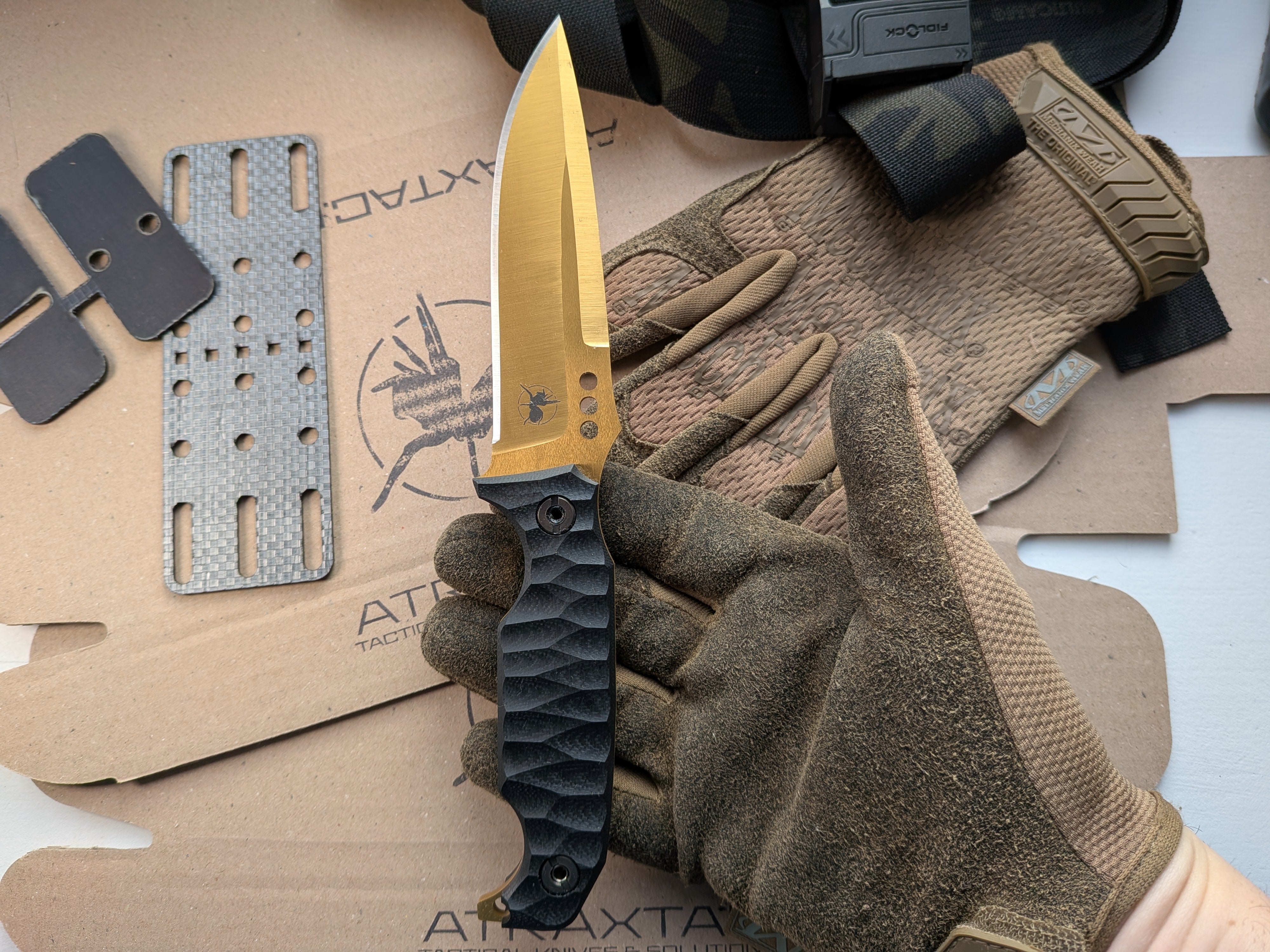 Atrax MARDUK Day Care Knife with Black G10 Handle & gold PVD titanium