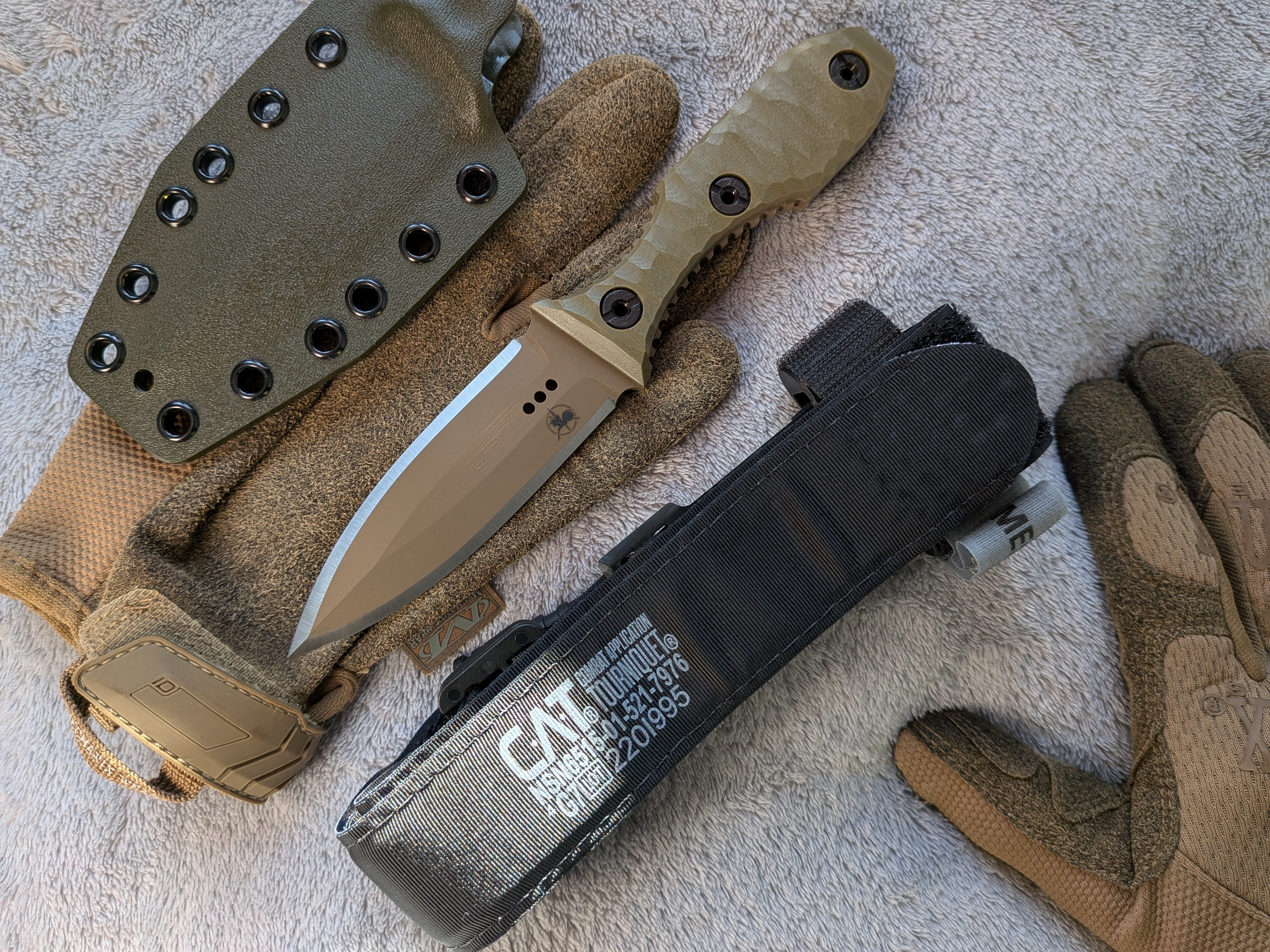 Atrax SCOURGE DAGGER Magpul cerakote coating Tactical Knife with OD Green G10 Handle