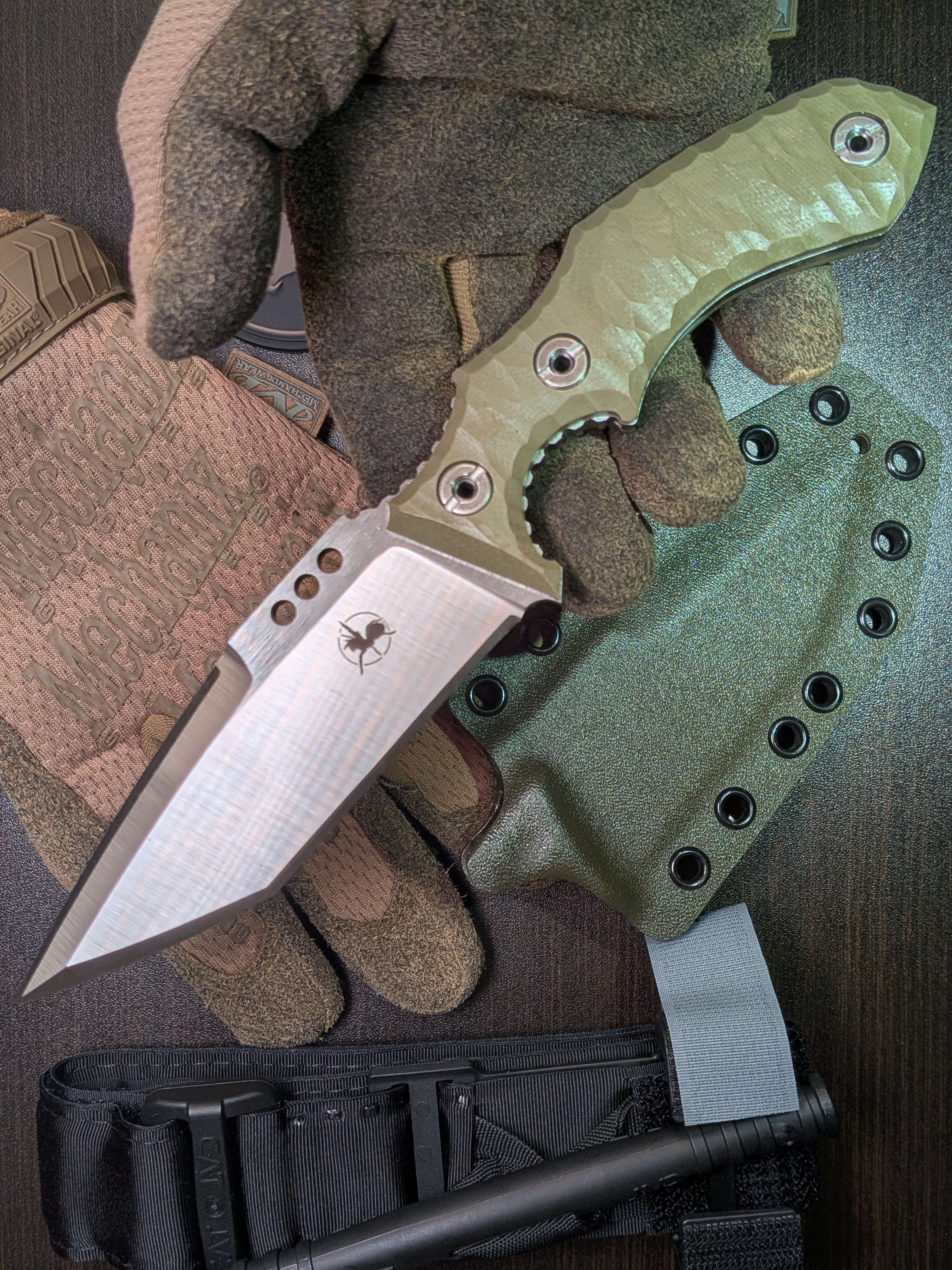 Atrax Rogue Tactical Knife with OD Green G10 Handle & Silver satin finish