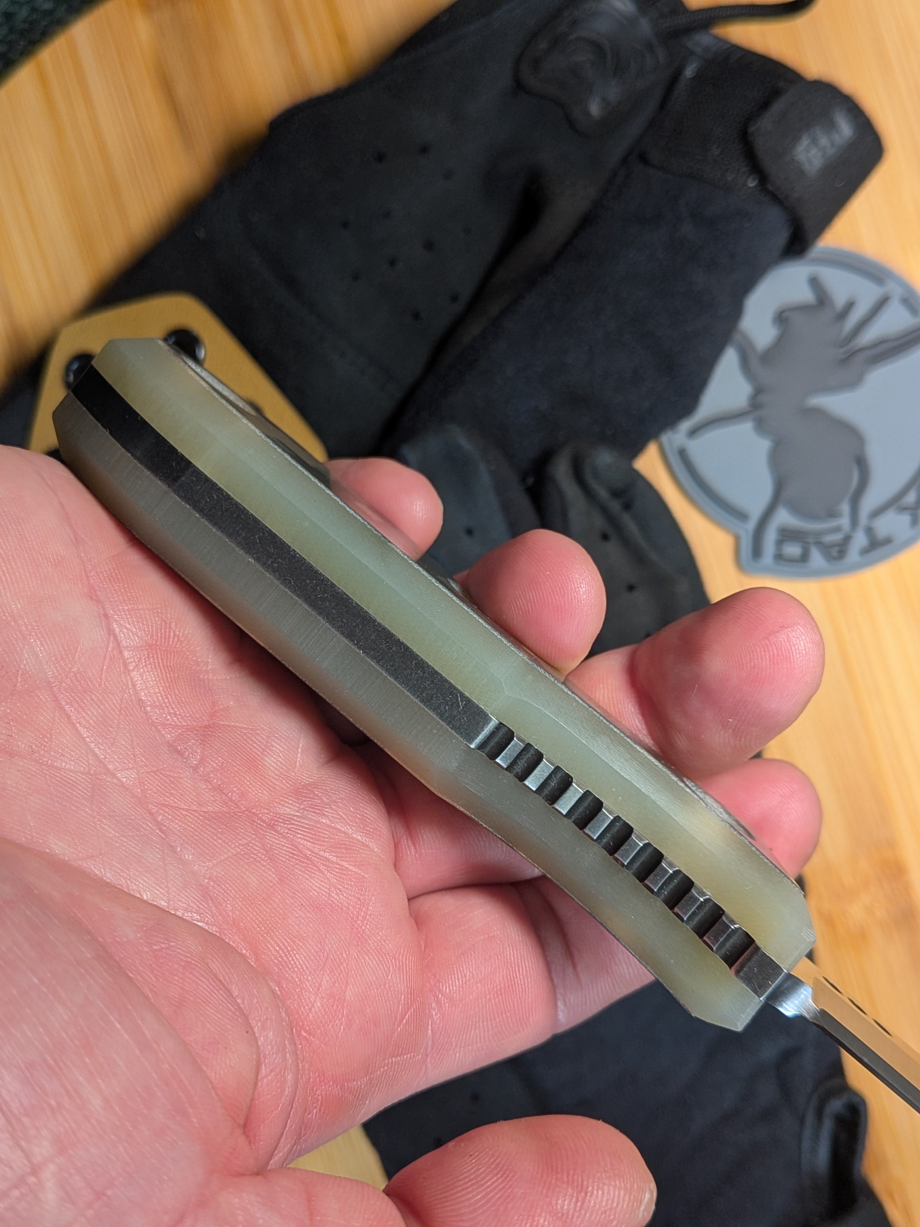 Atrax SCOURGE DAGGER Silver Satin Tactical Knife with Digital Camo G10 handle