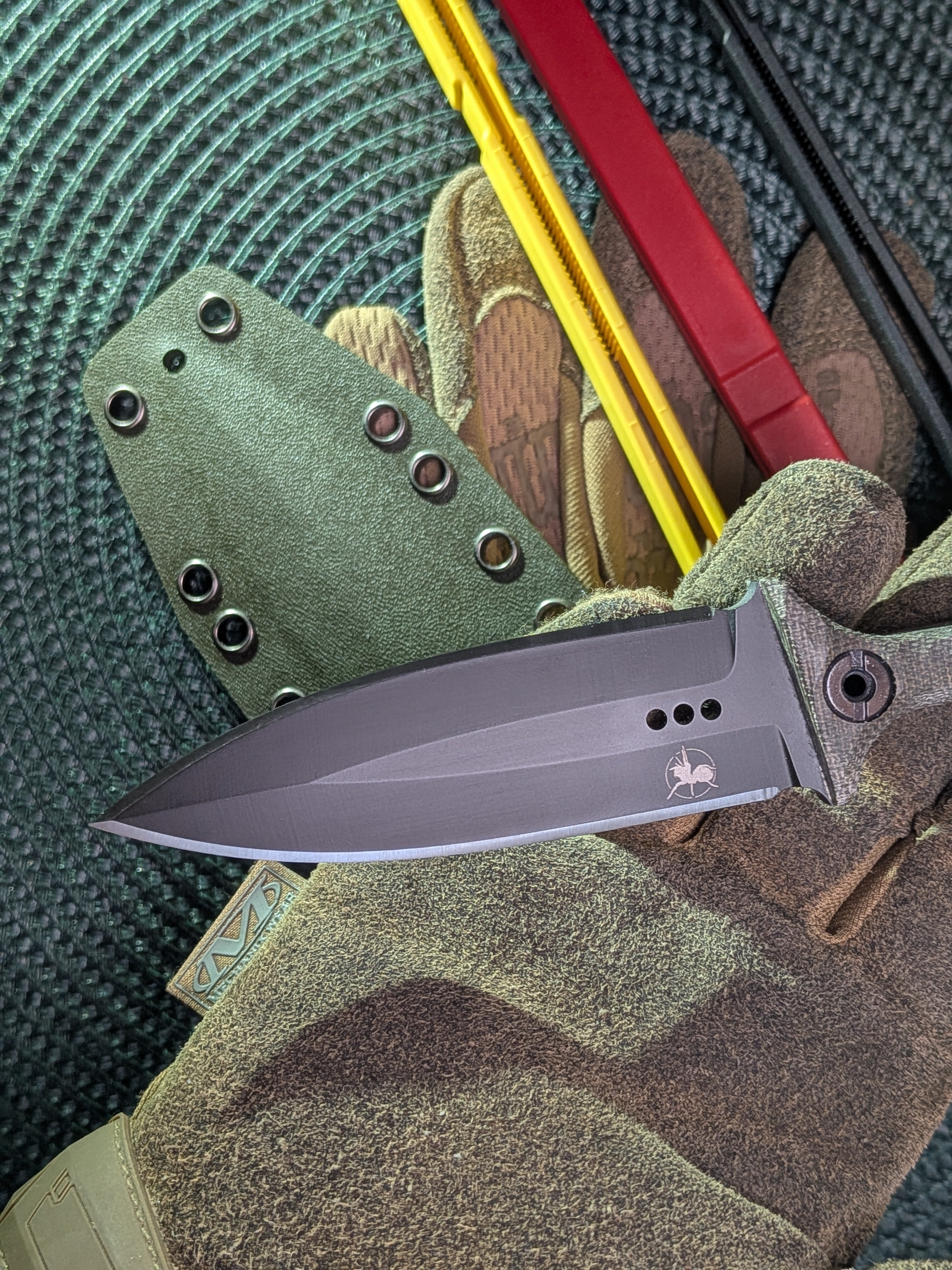 Atrax ENKIDU Tactical Push Knife with Green Handle & Armor Black Cerakote