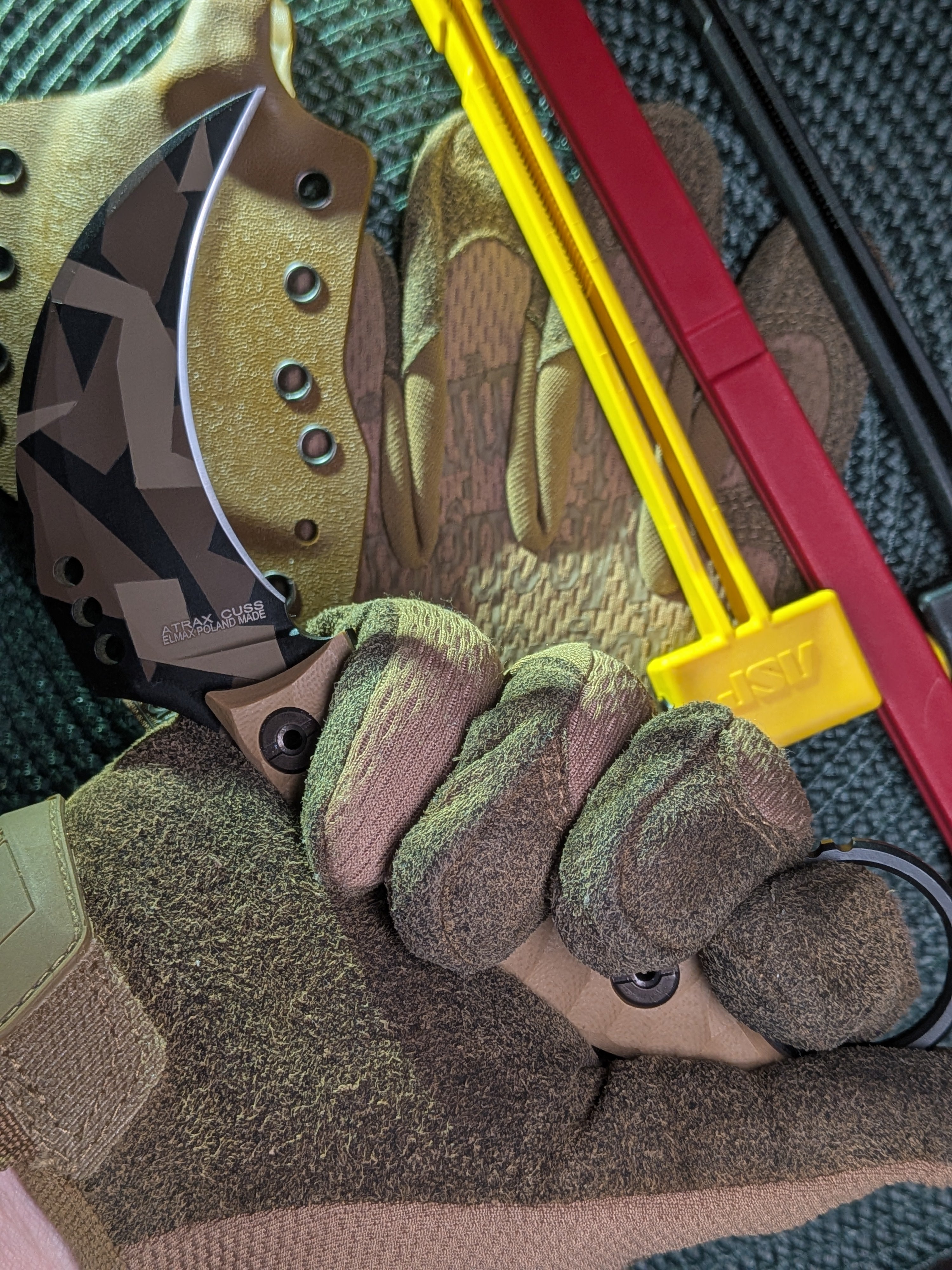 Atrax Cuss Karambit Knife with Brown Handle & Swedish Camo Cerakote